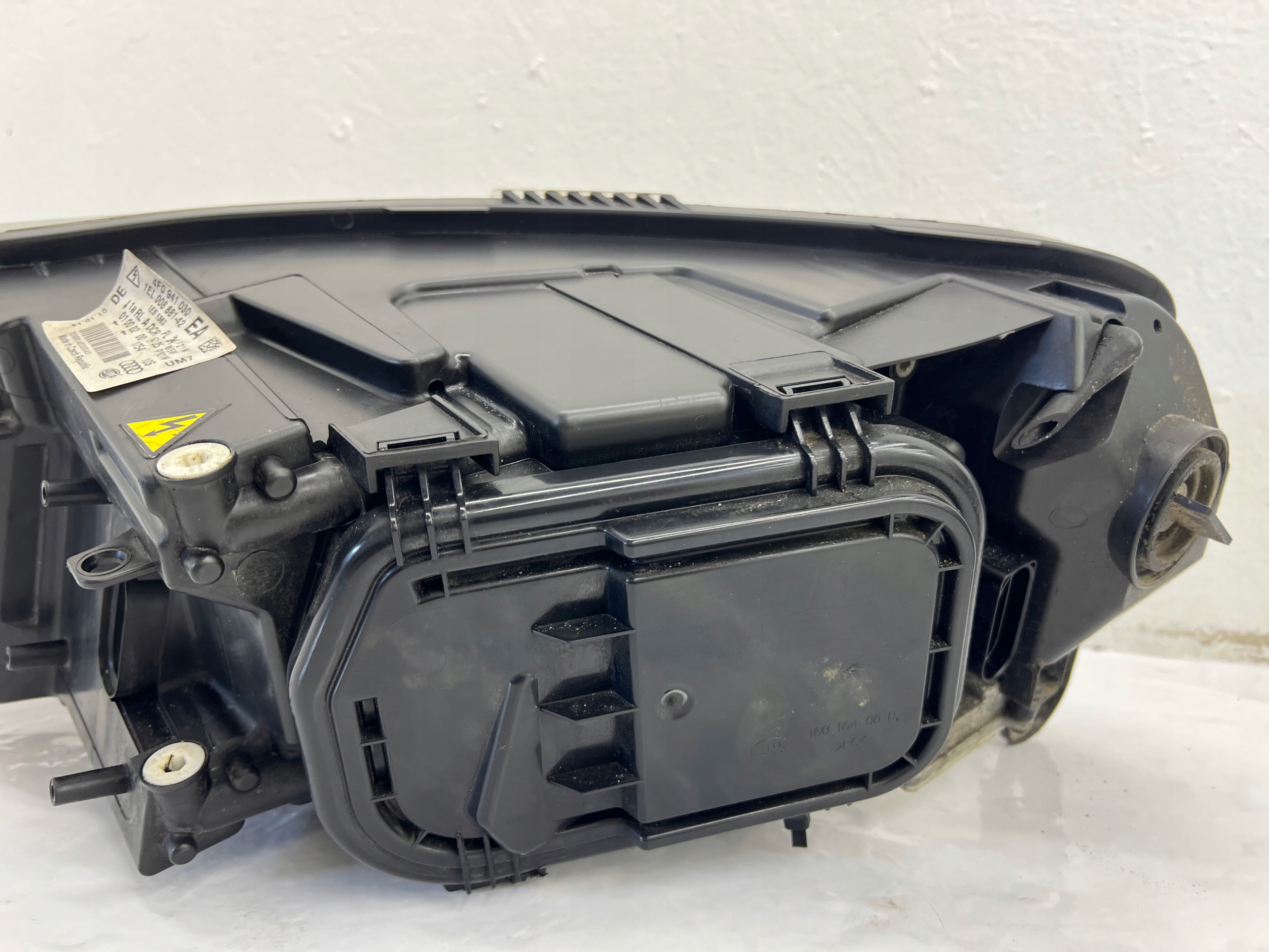 AUDI A6 C6 light right front front XENON complete 4F0941030EA EUROPA