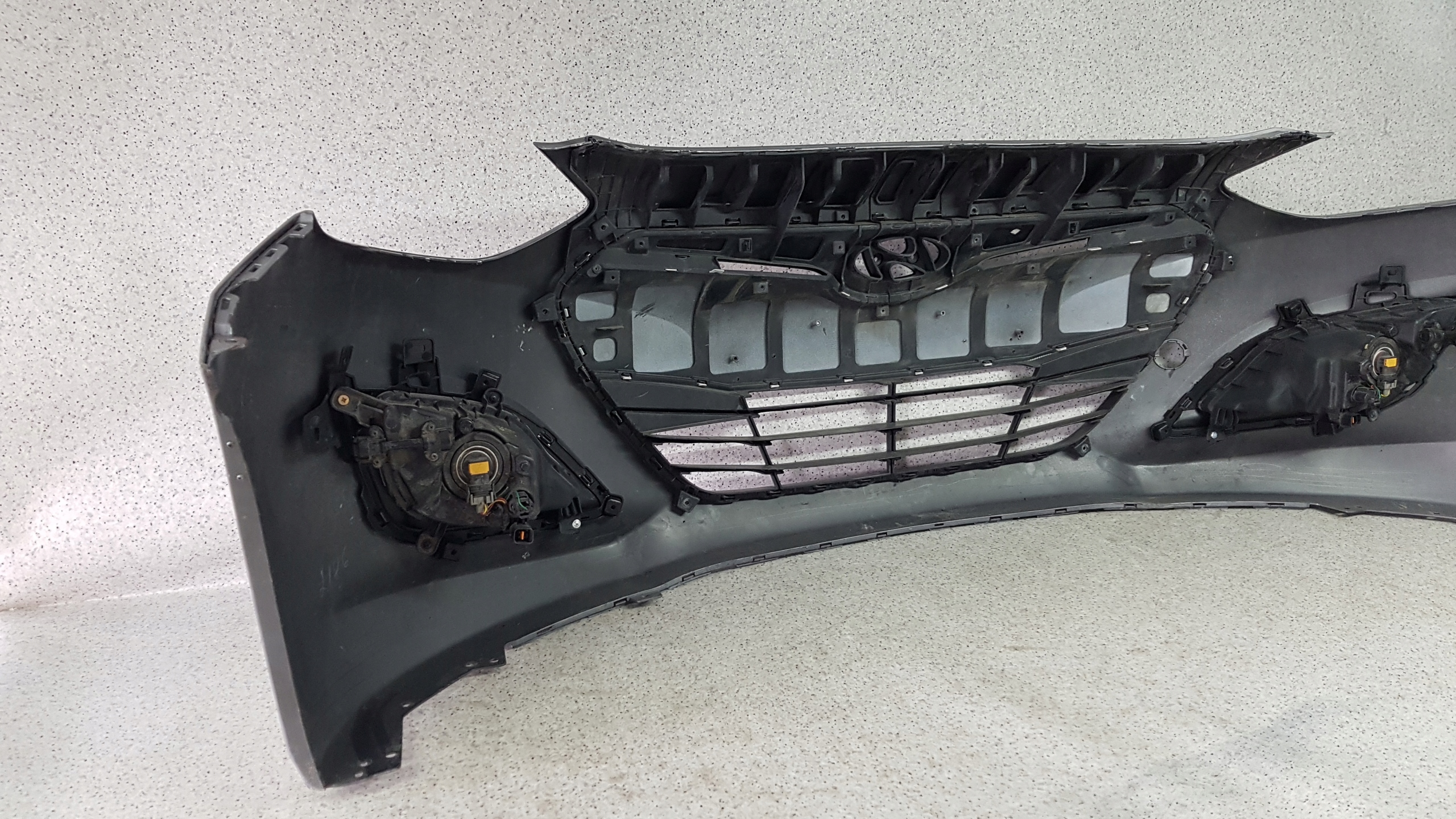 HYUNDAI I30 e 30 2012 - Paraurti Anteriore 9520