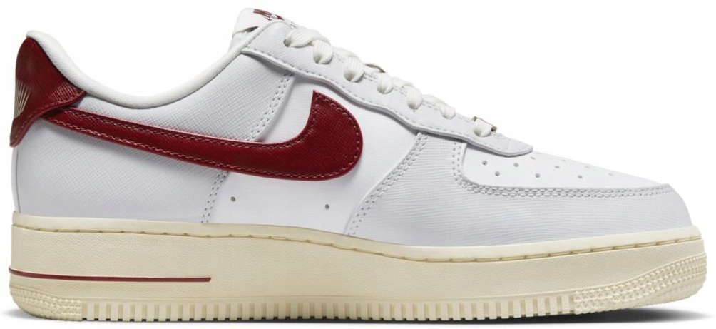 Nike pánské sportovní boty Air Force 1 bílé '07 Se velikost 44,5