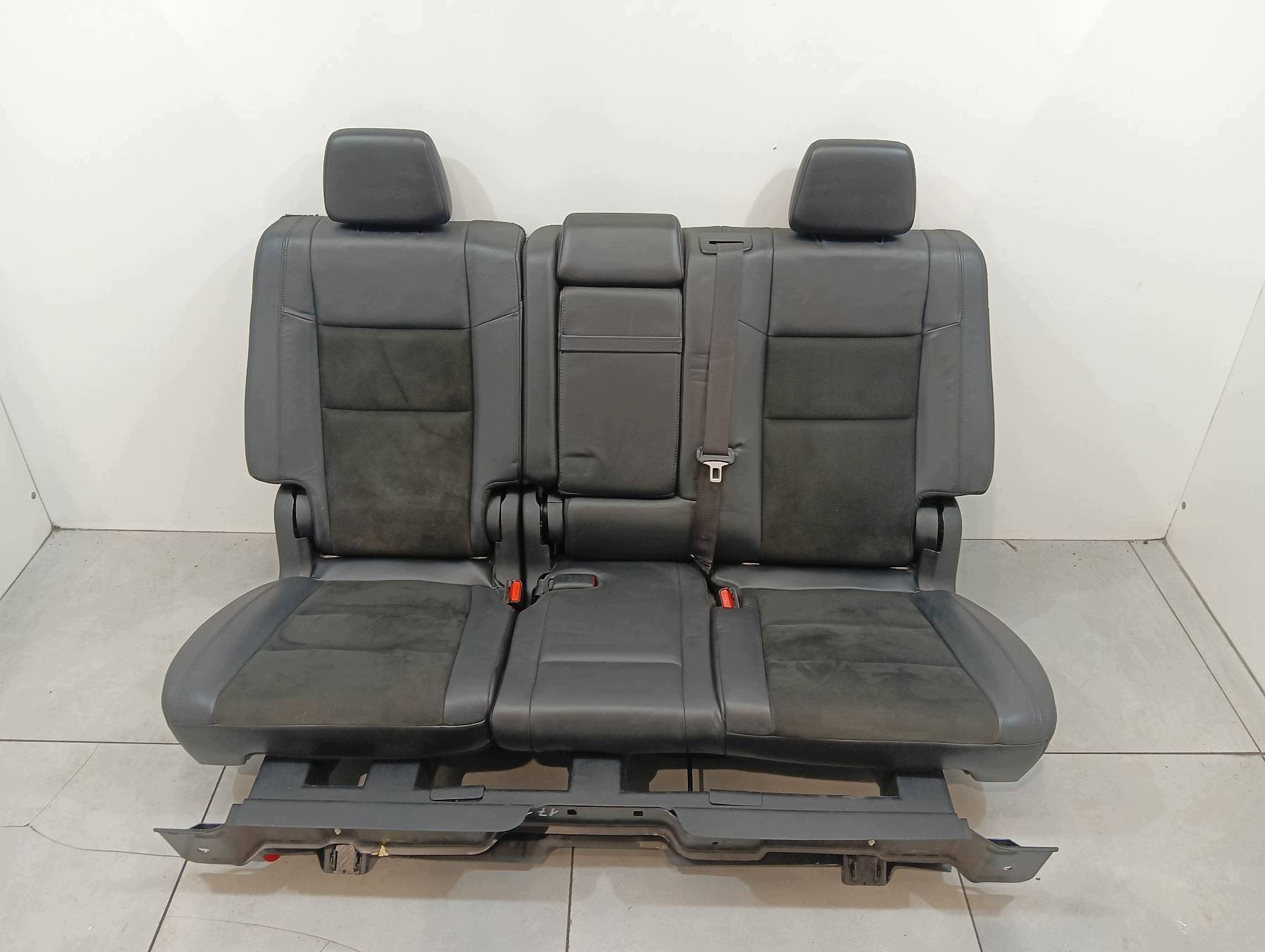 banquette arrière sièges II rangée similicuir Dodge Durango III (2010- )