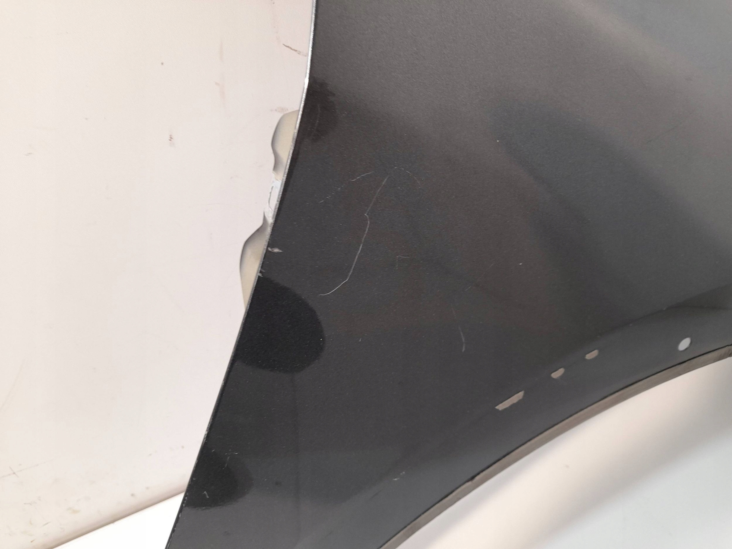 Ford Fiesta MK8 fender front right (NR83)