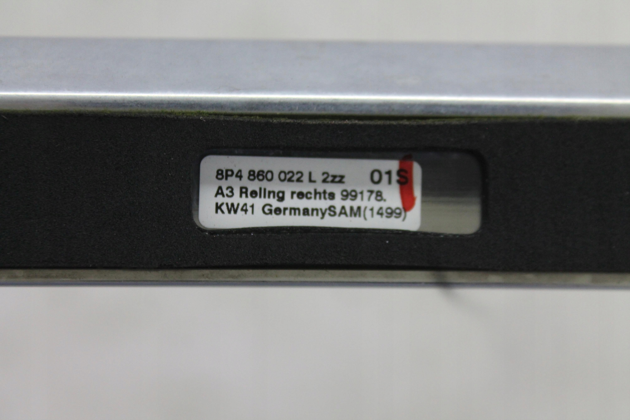 LISTWA DACHOWA RELING PRAWY 8P4860022L A3 8P 05-08 Producent części Audi OE