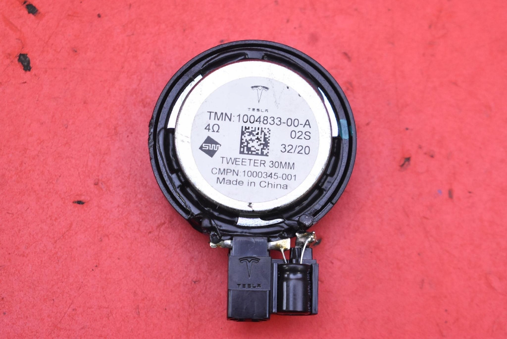speaker WYSOKOTONOWY left front 1004833-00-A TESLA MODEL S LIFT 16-21