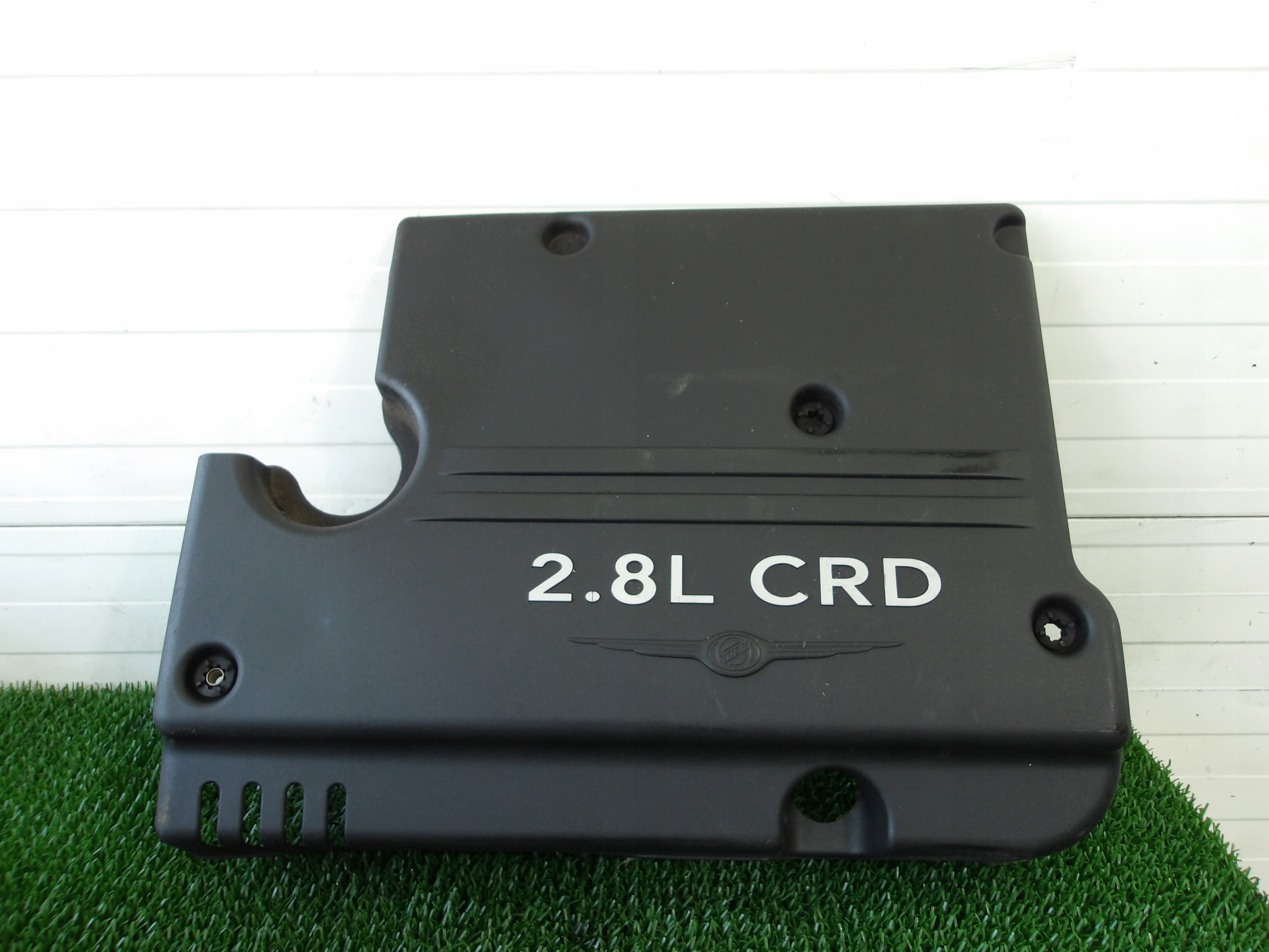 VOYAGER IV 2,8 CRDI КРИШКА ДВИГУНА OE