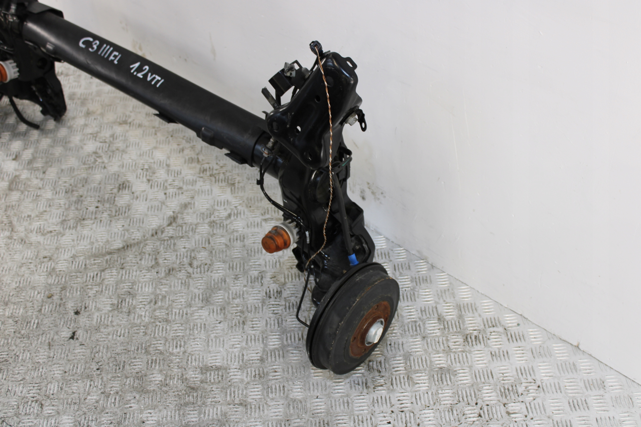 axis OSKA sider sususpension rear part CITROEN C3 III 3 LIFT