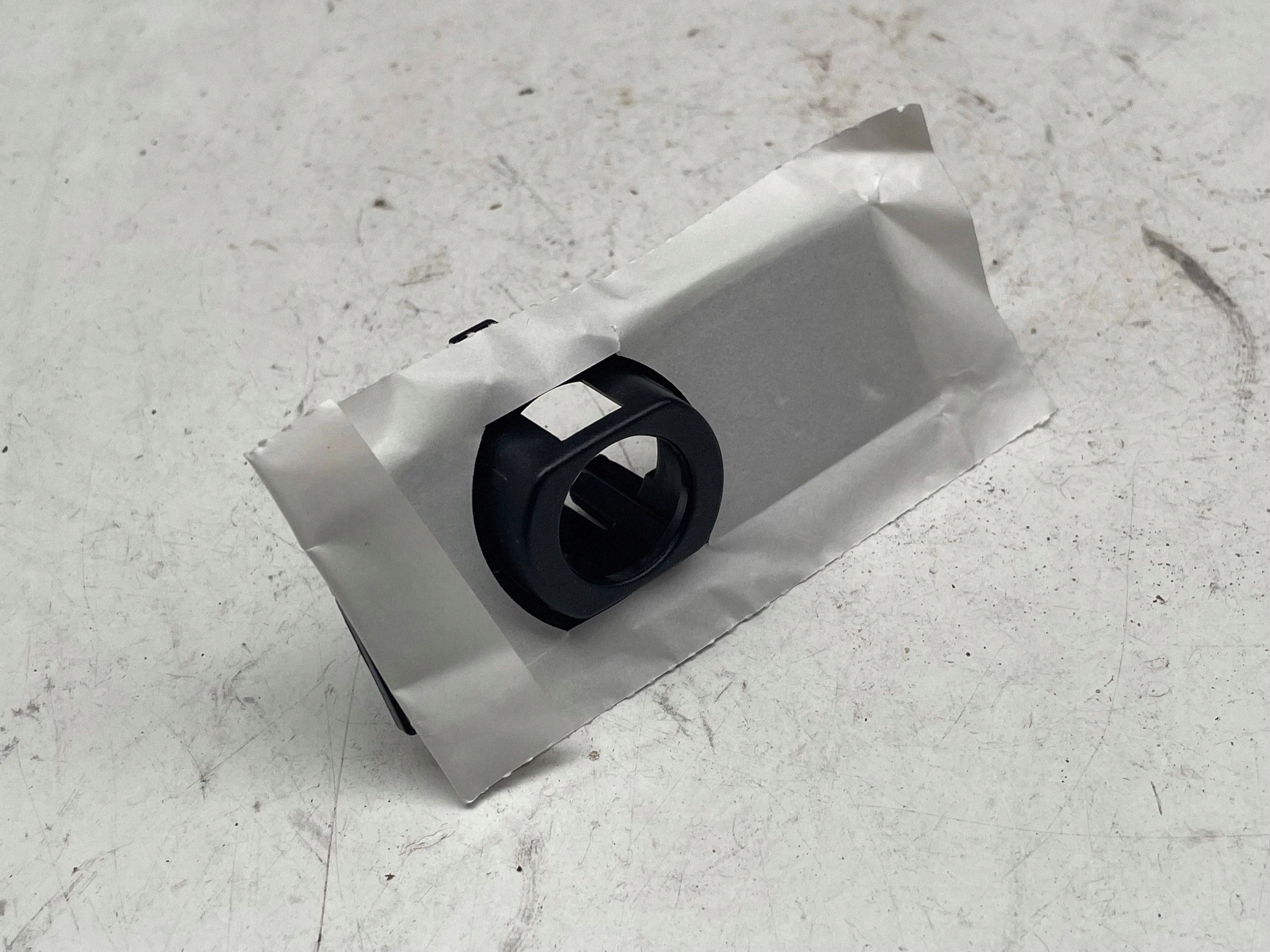 bracket of the sensor PDC front Volkswagen Transporter T6 7LA919494A