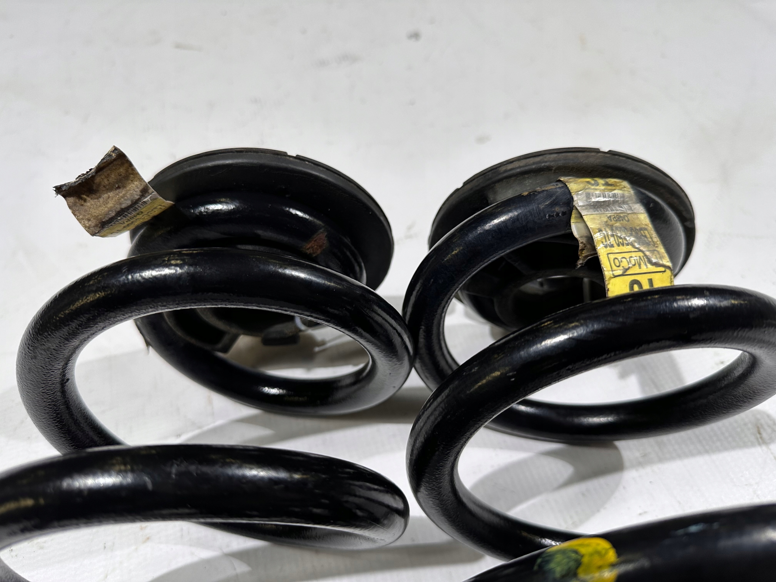 spring springs rear part rear Ford Explorer 3.0 2.3 3.3 2020+