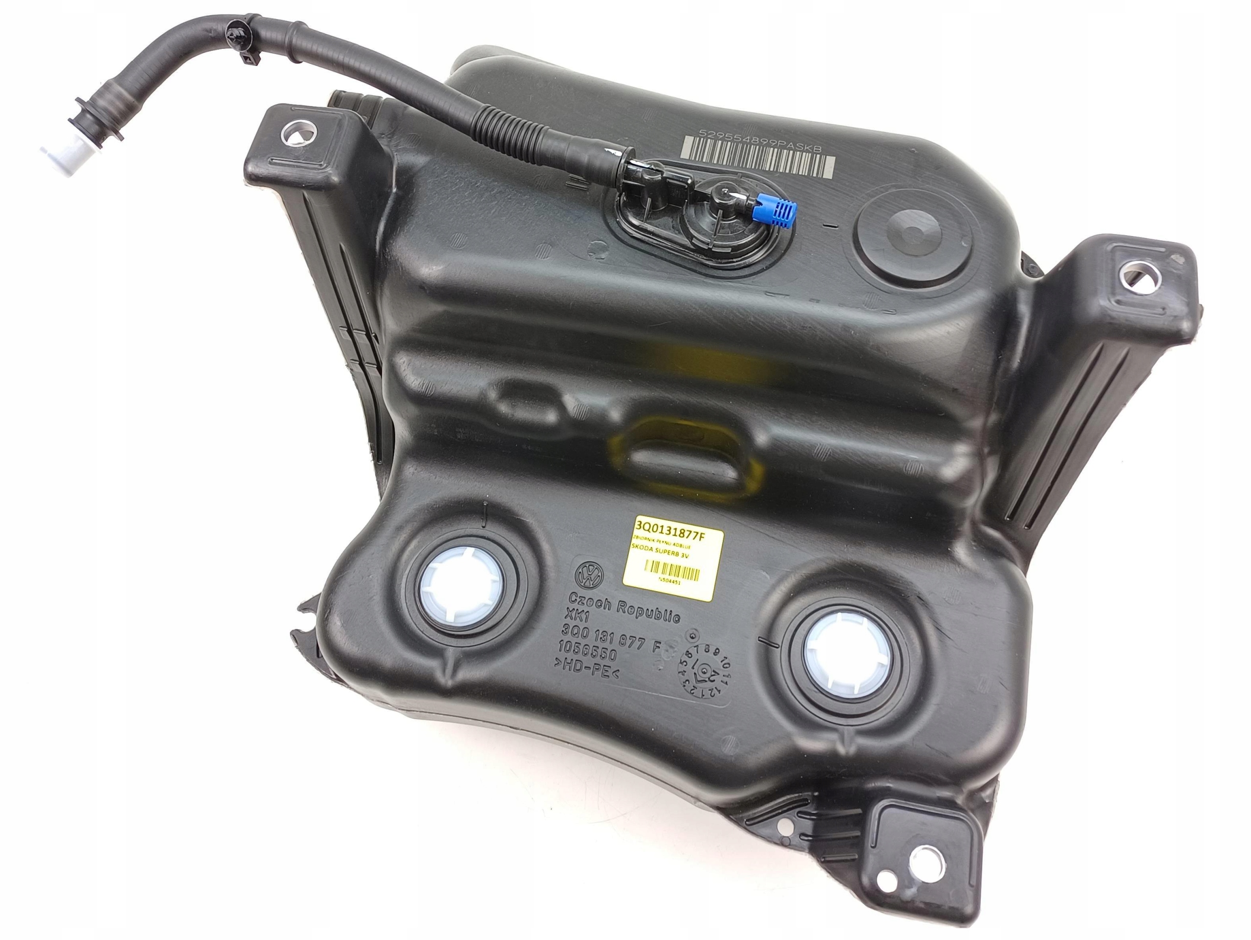 3Q0131877F - НОВЫЙ ORG БАЧОК ADBLUE SKODA SUPERB 3V