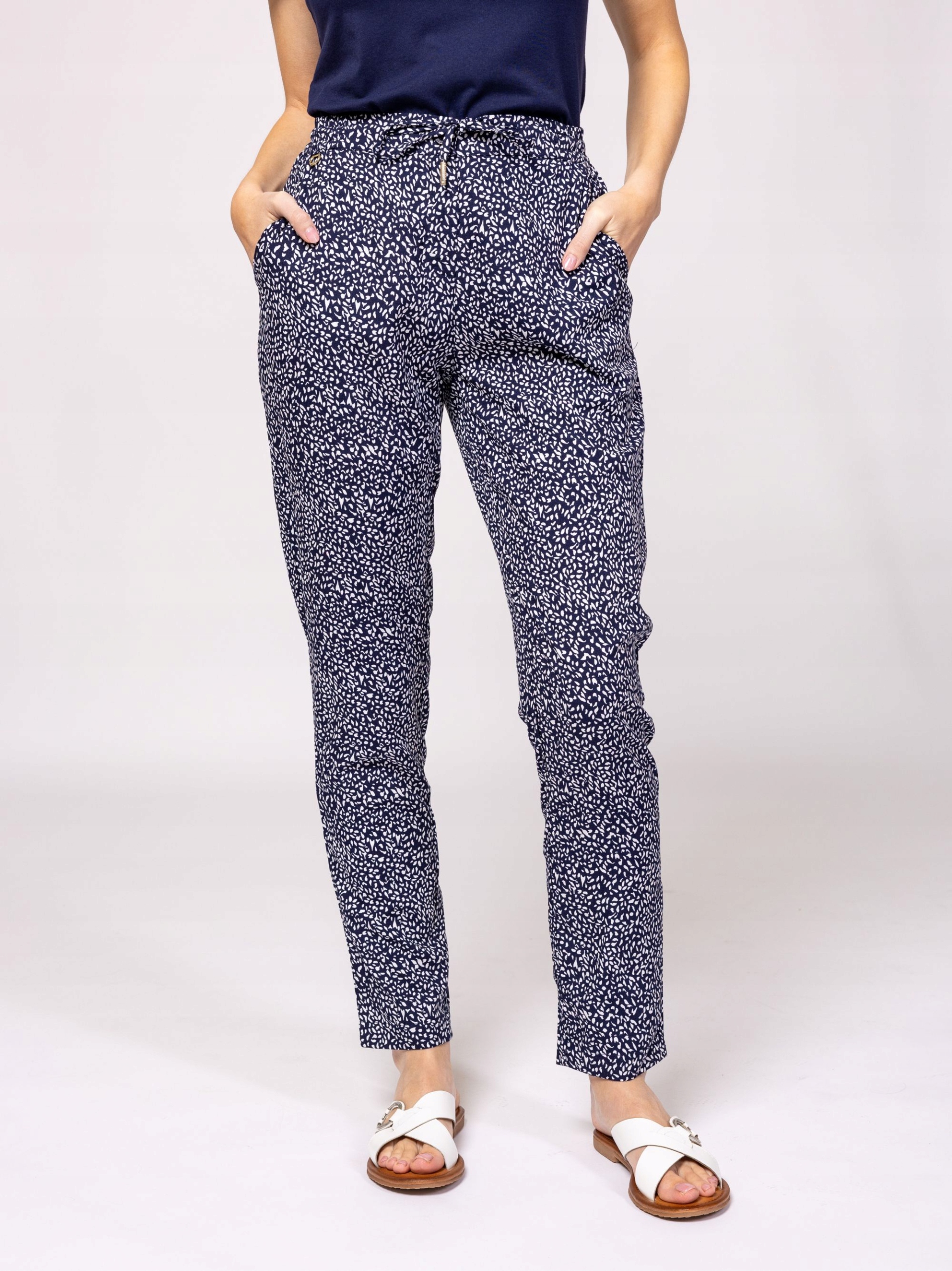 Heavy Tools Dámské Pohodlné Kalhoty Jednoduchý Střih FIFERS25 Drops Tmavě Modré XL