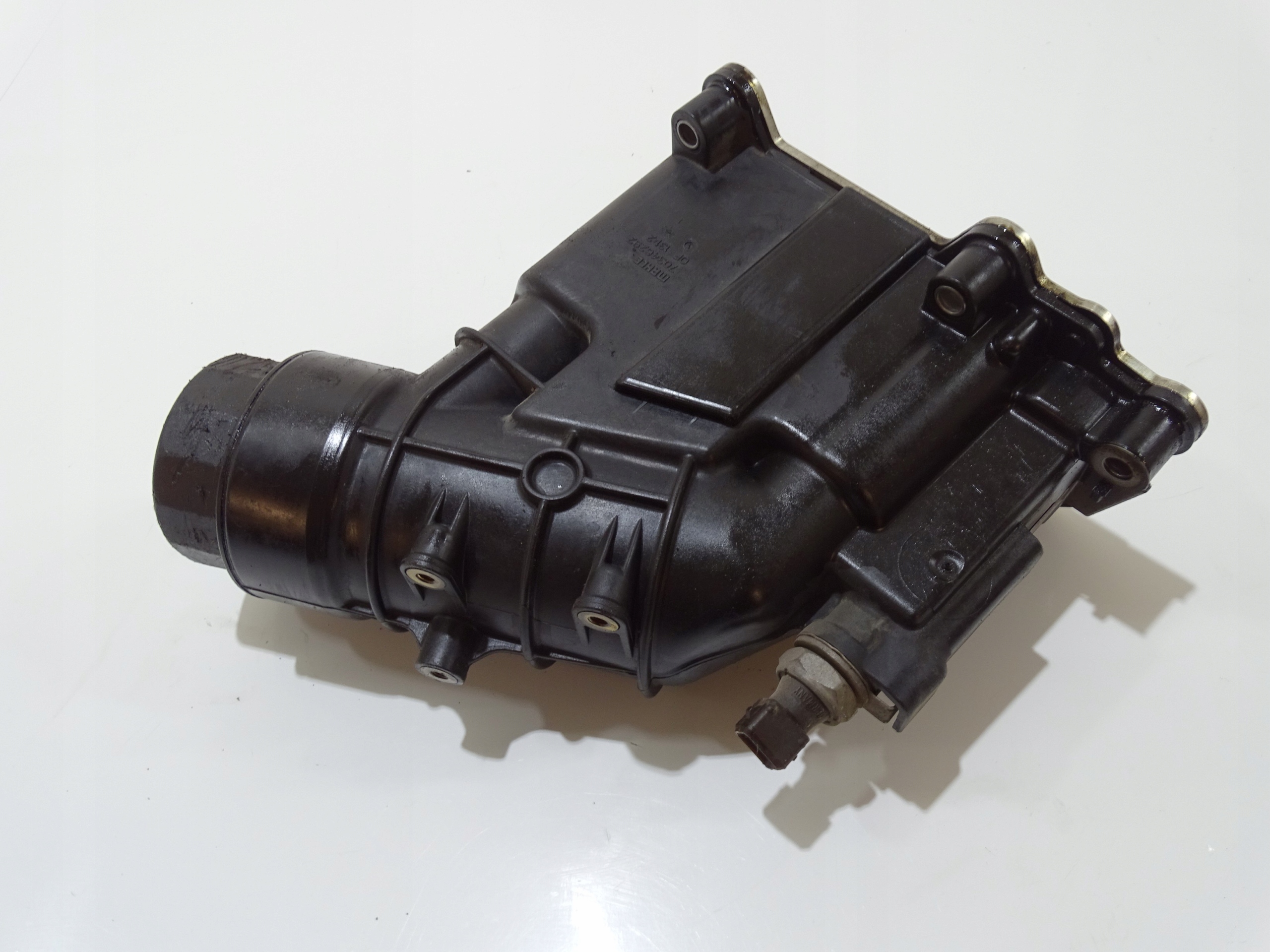 Gehäuse Ölfiltergehäuse BMW E60 E61 N47D20A 2.0D 7807799 (4817561)
