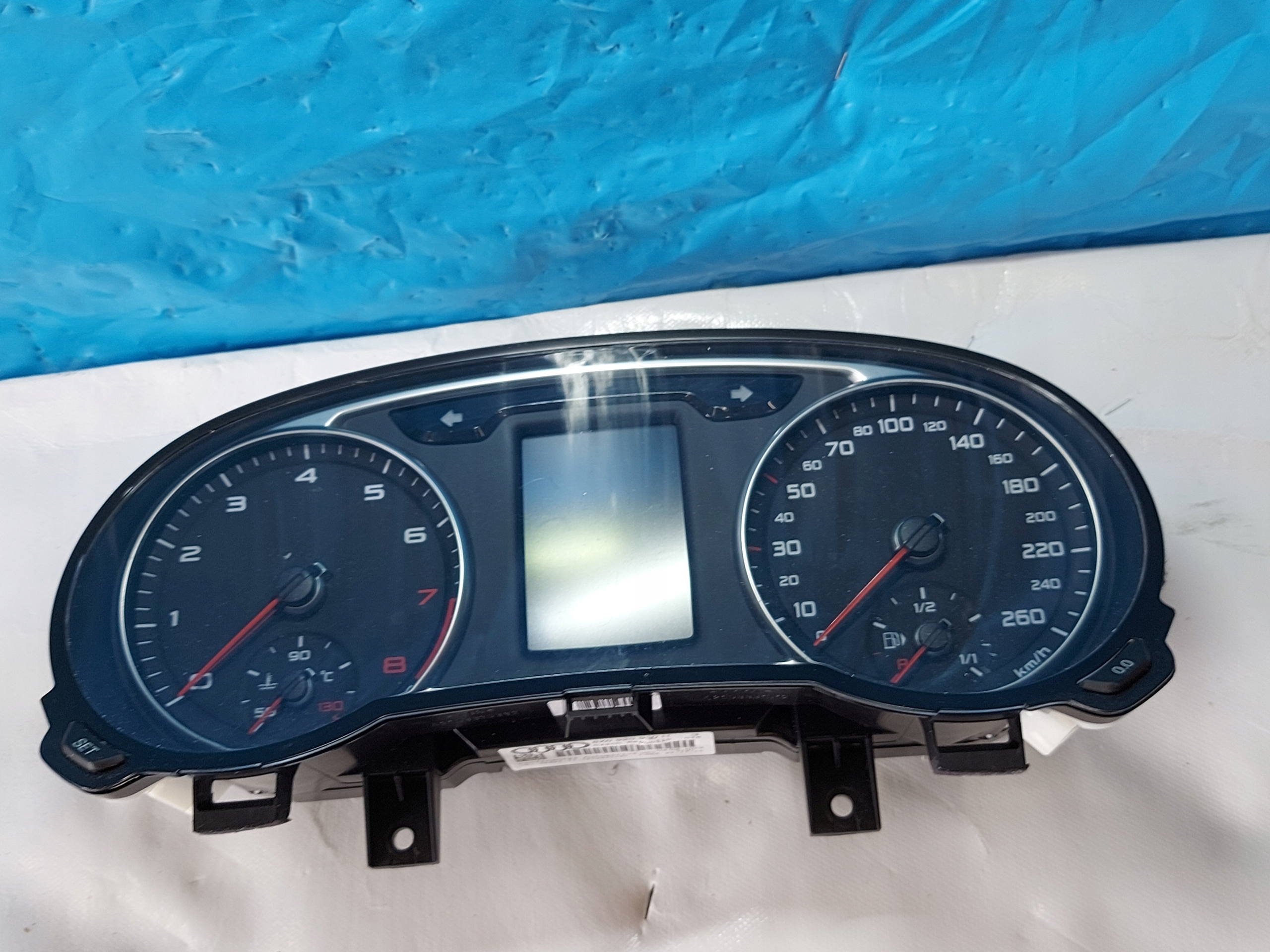 dials clock AUDI A1 1.4 TSI 2012r 8X0920930H