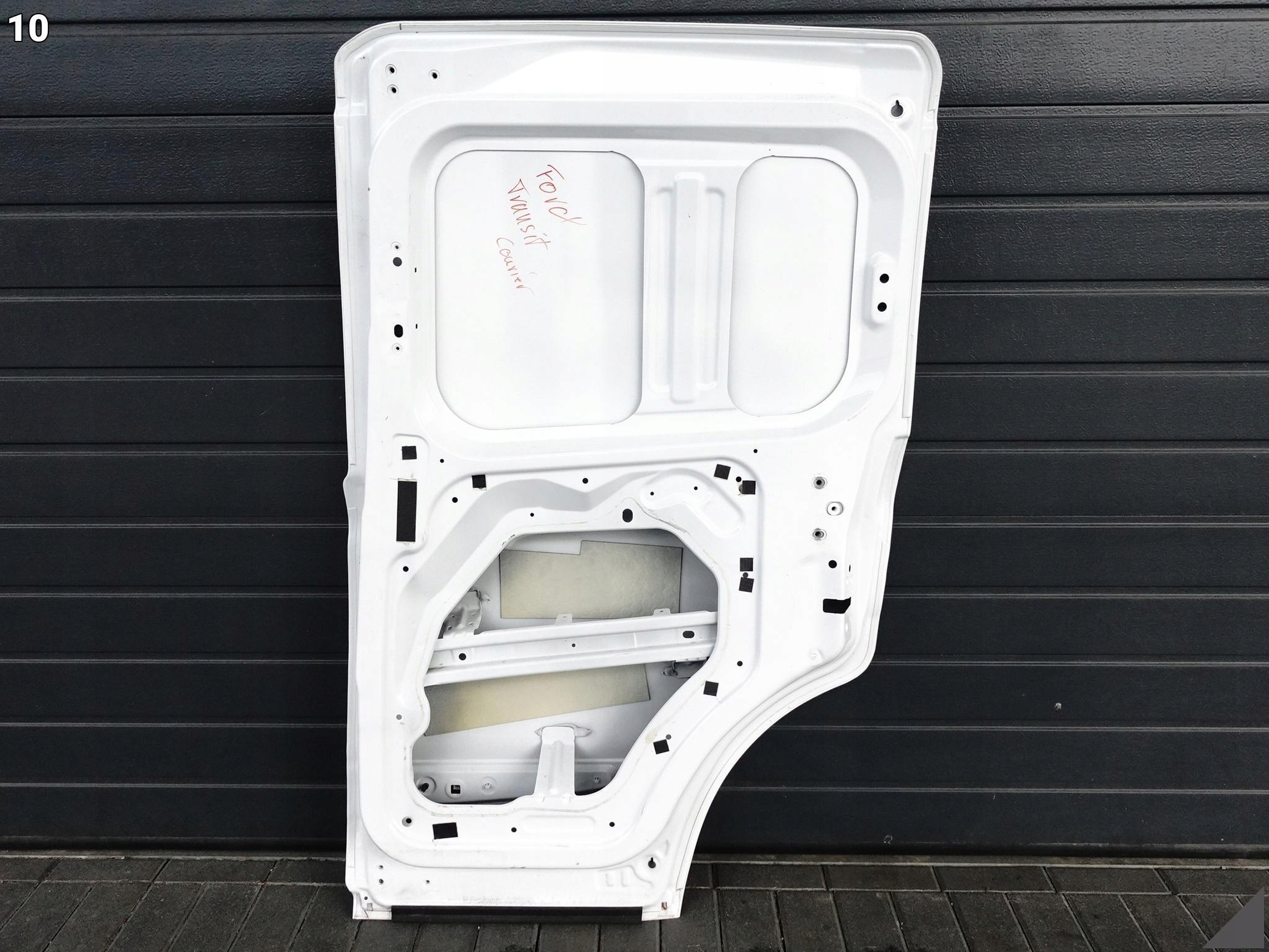 FORD TRANSIT COURIER and 14-23 door sliding side right + moulding