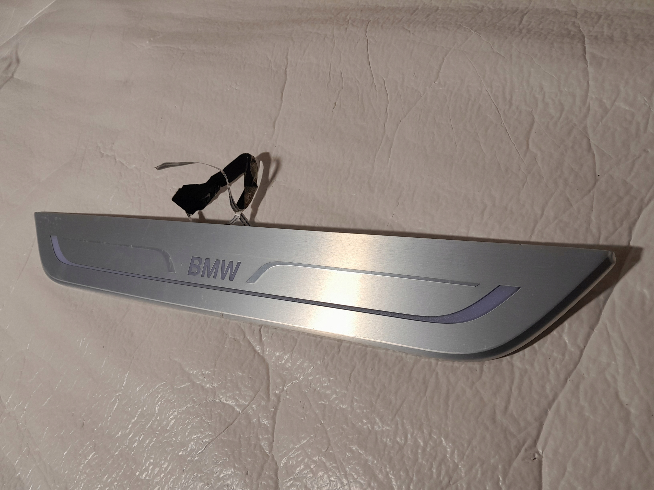BMW 7 G11 G12 moulding cap threshold LED front 7370314