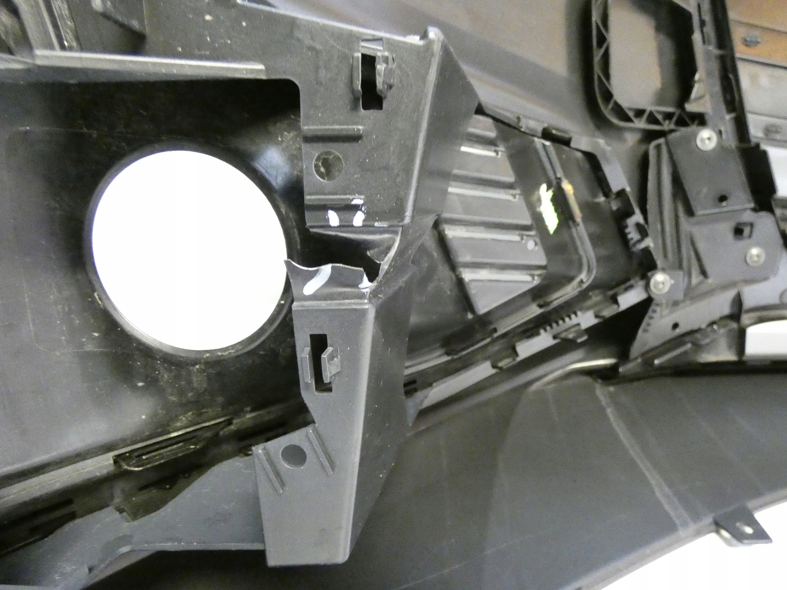 AUDI A4 B9 LIFT 8W0807437AH 2019- below 4 PDC bumper front front