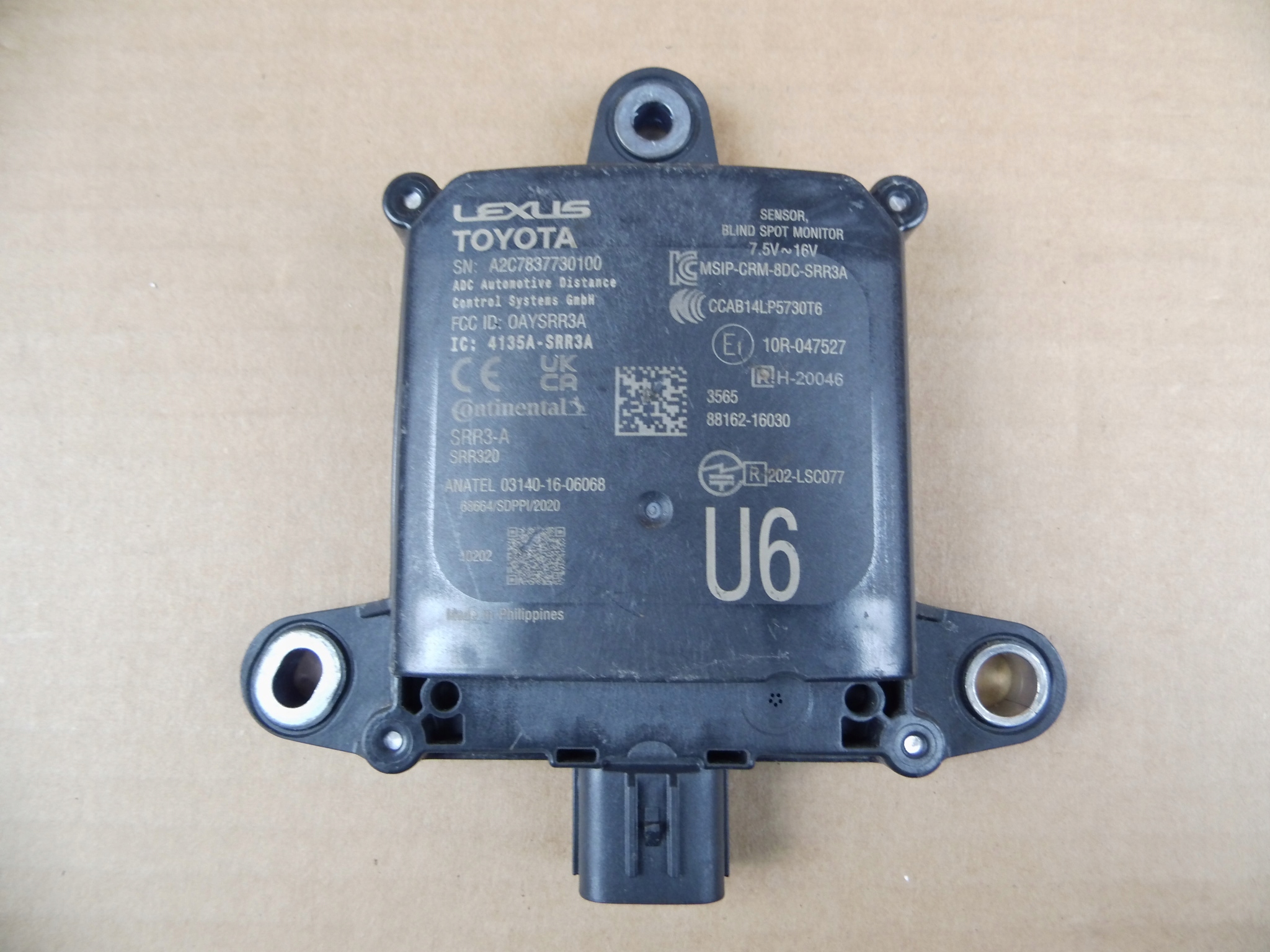 Toyota Corolla Cross sensor module sensor martwego pola punktu 8816216030