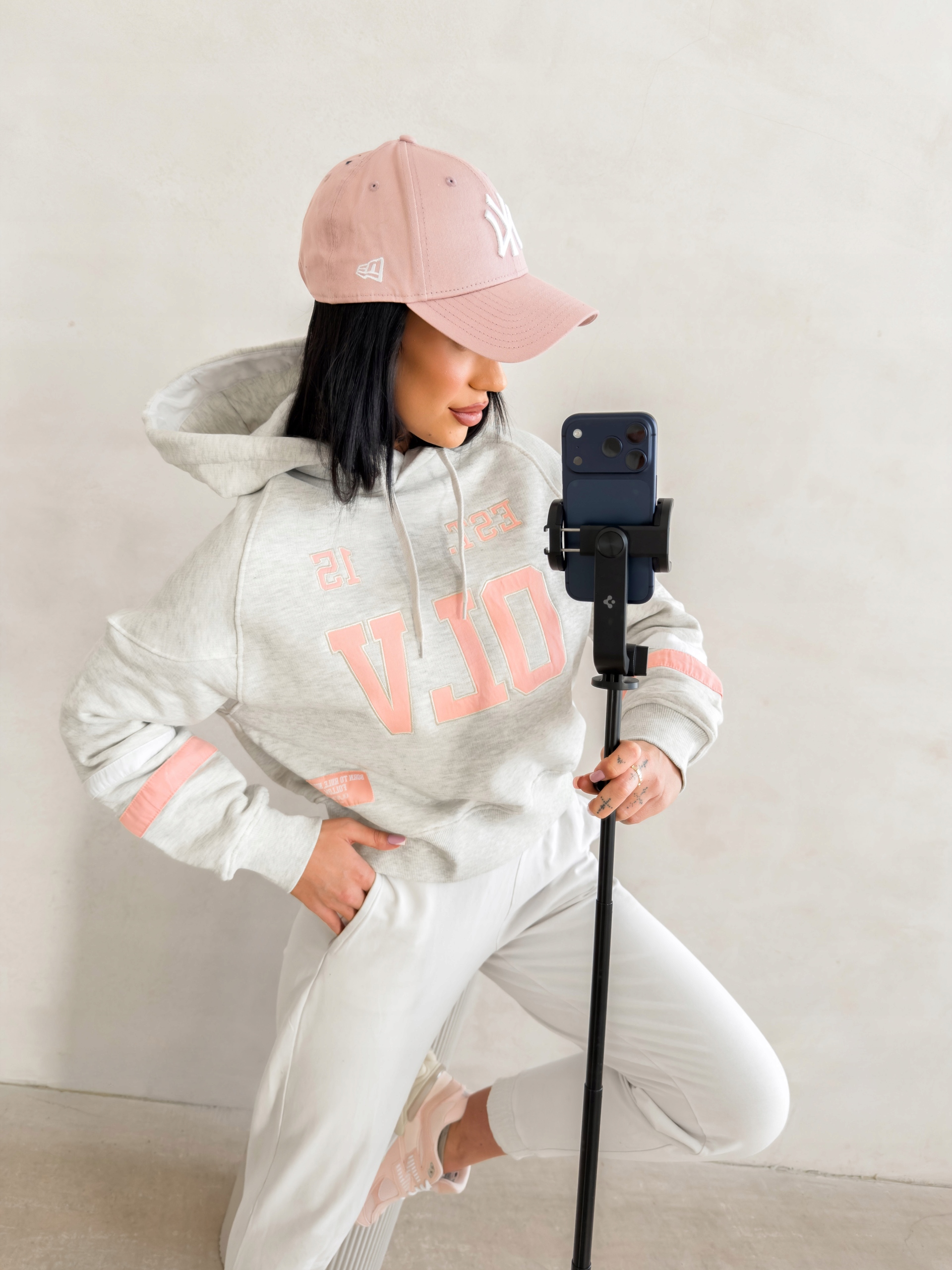 Mikina Grape O La Voga Světle Šedá M