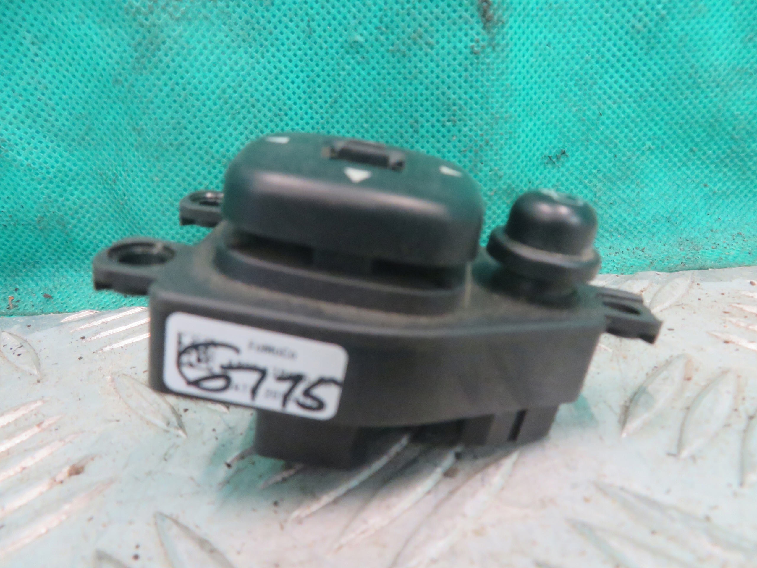 mirror control switch button FORD RANGER IV 16R
