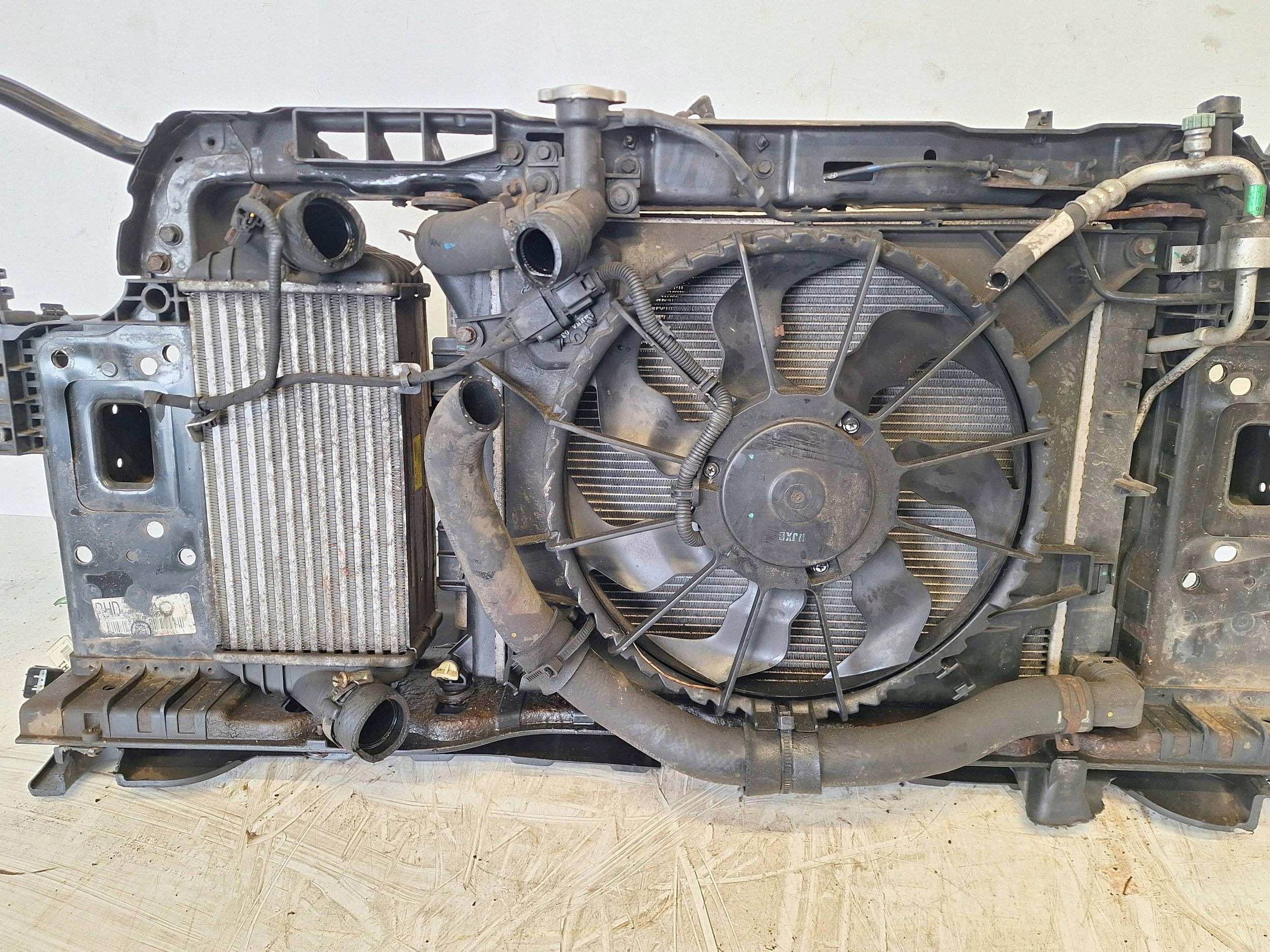KIA CEED II LIFT 15-17 support panel for radiators 1.6 CRDI - MANUAL
