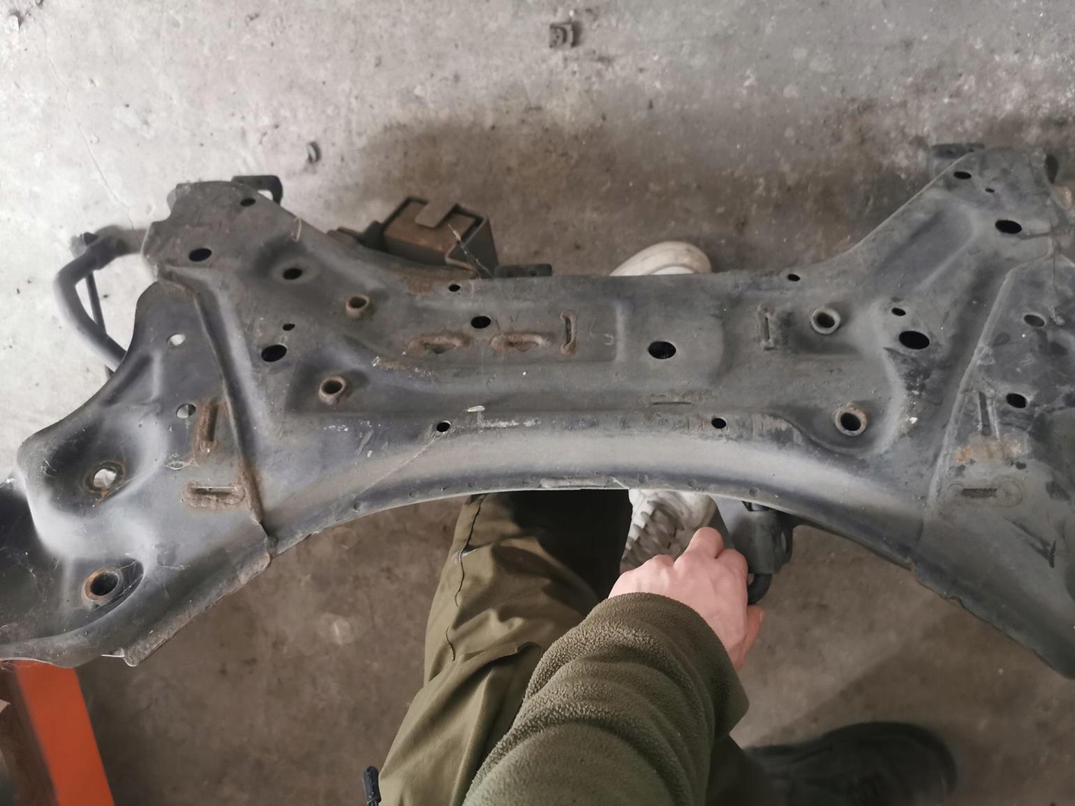 axle beam sider axle beam front KIA OPTIMA III 1.7 CRDi 10-15