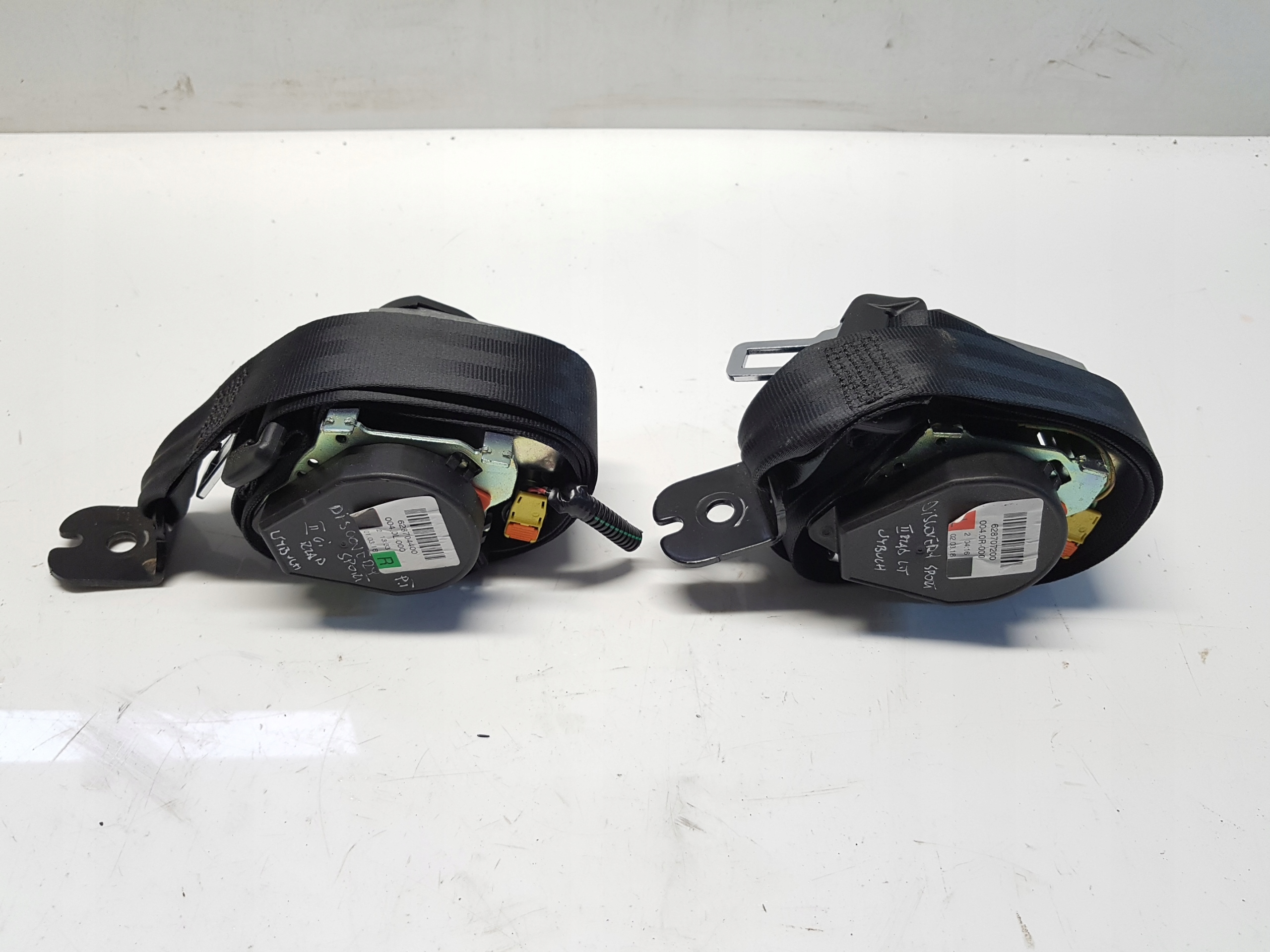 DISCOVERY SPORT PAS BEZPIECZENSTWA TYL PRAWY LEWY