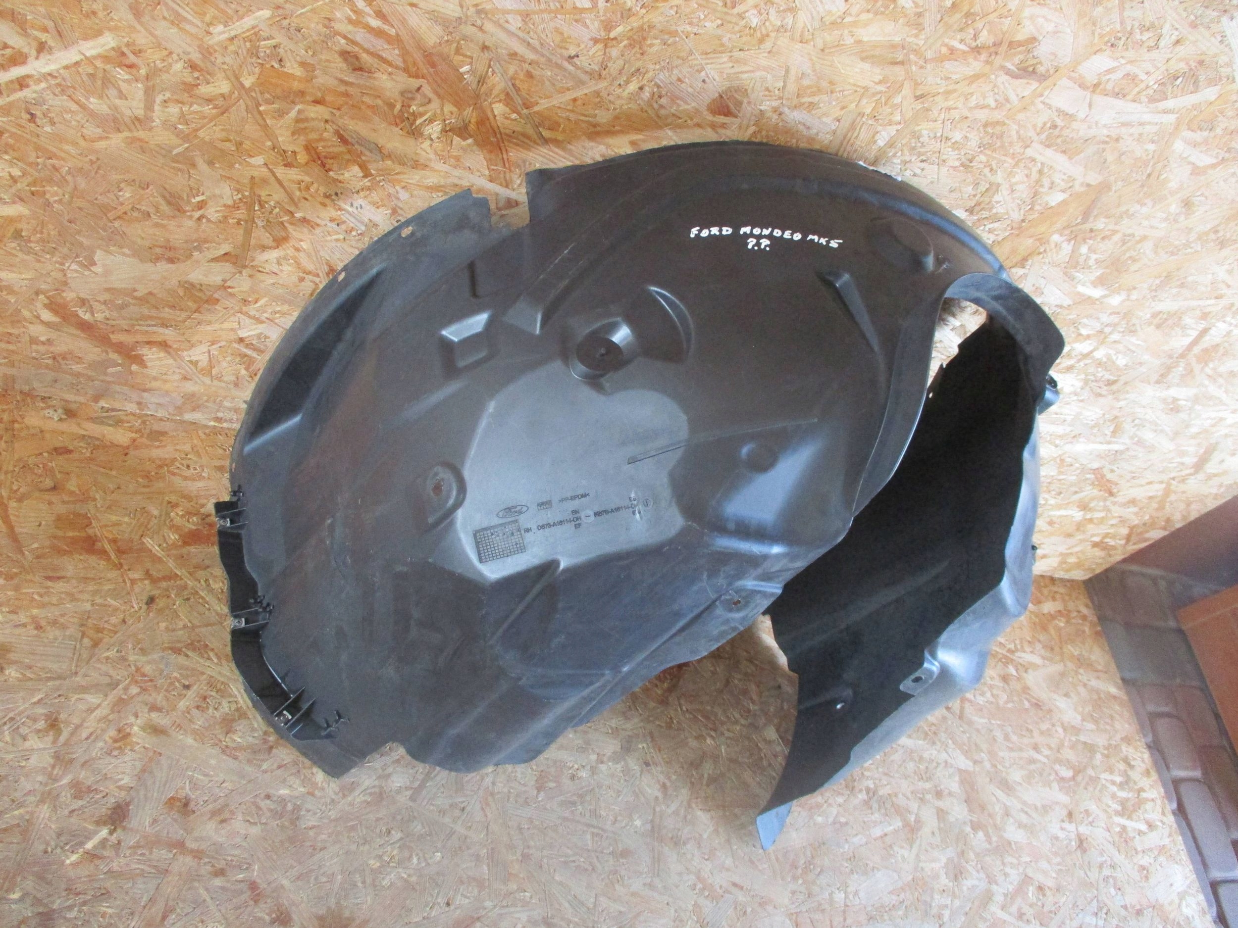 mudguard front front right FORD MONDEO MK5