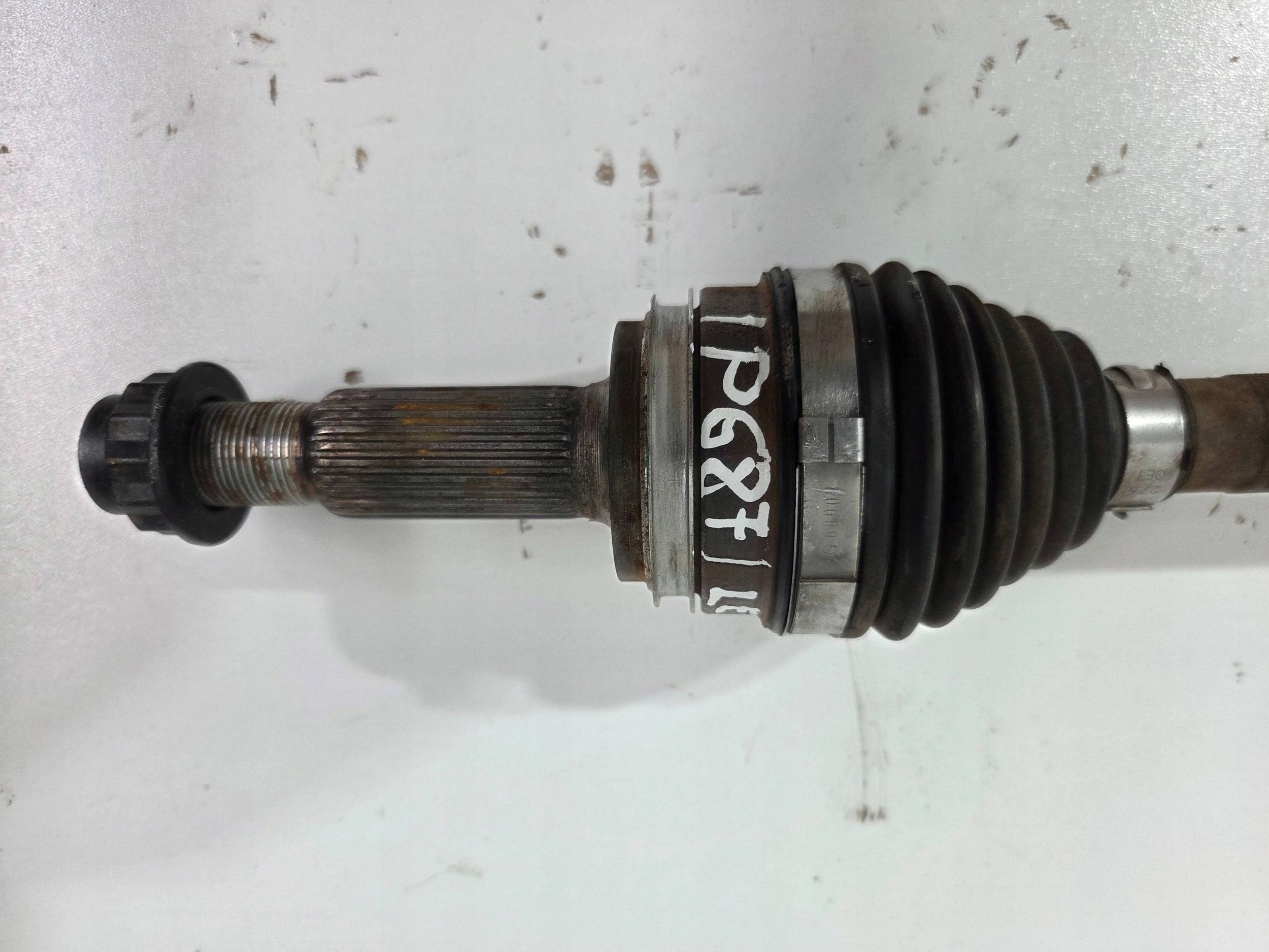 Lexus NX 300H semi-axis rear 42340-48110 (P687)