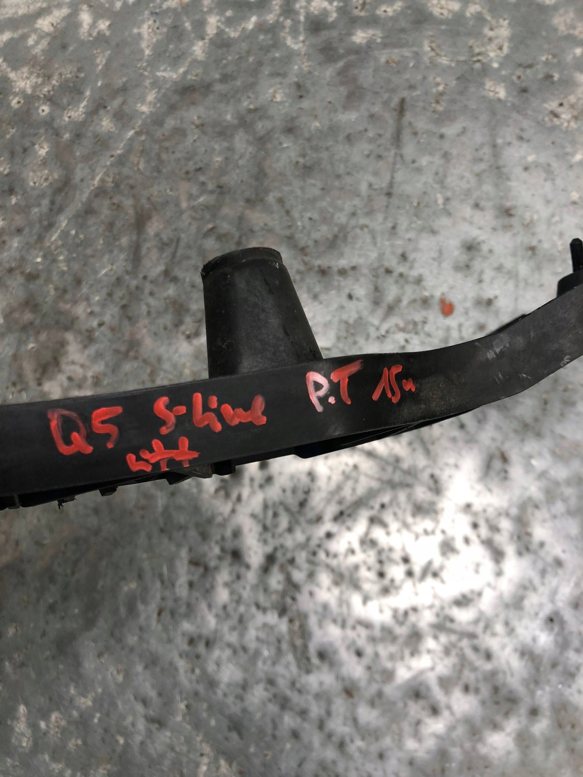 bumper bracket right rear part AUDI Q5 LIFT S-LINE 8R0807454C