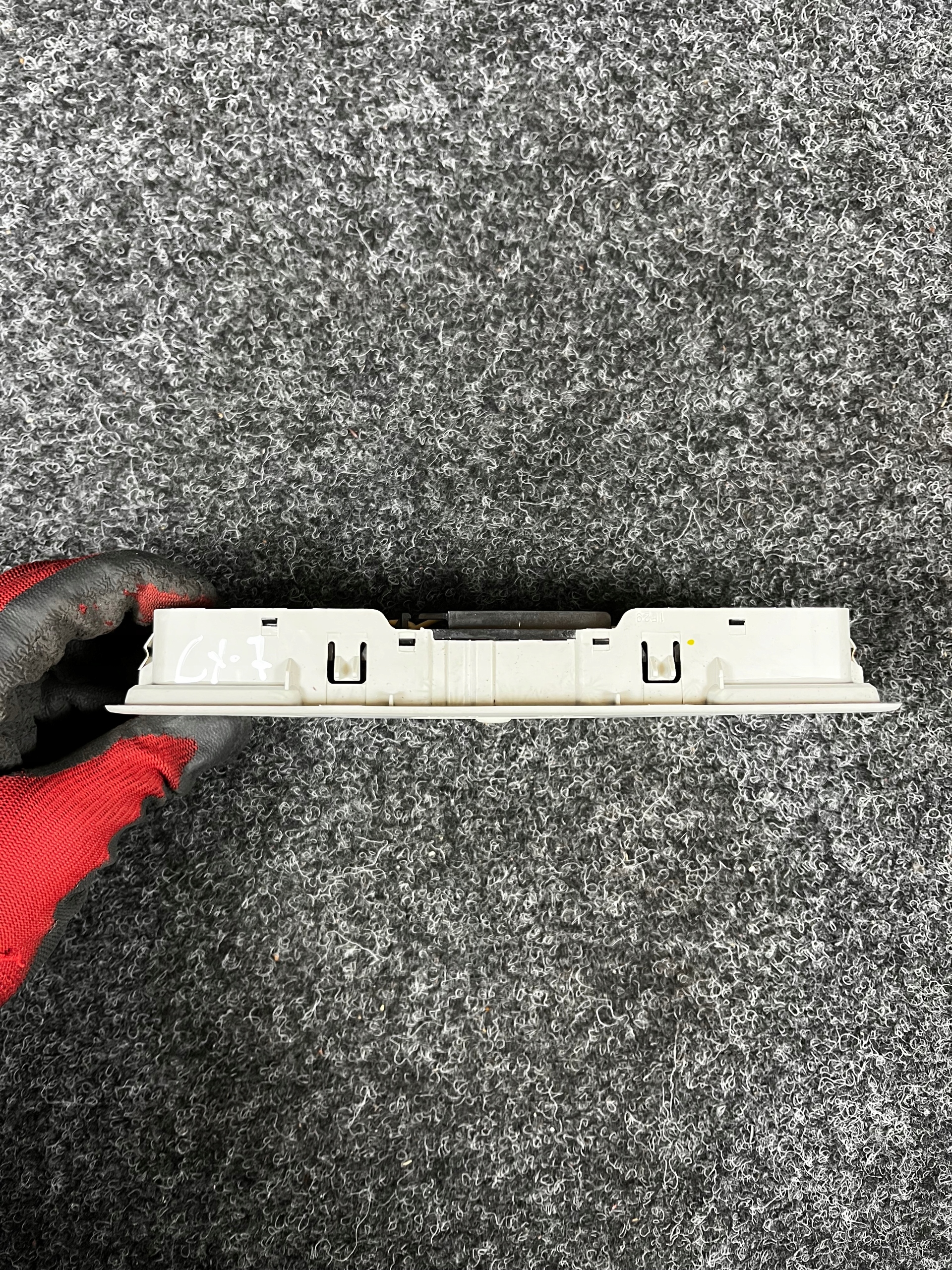 лампочка Обшивка потолка mazda cx7