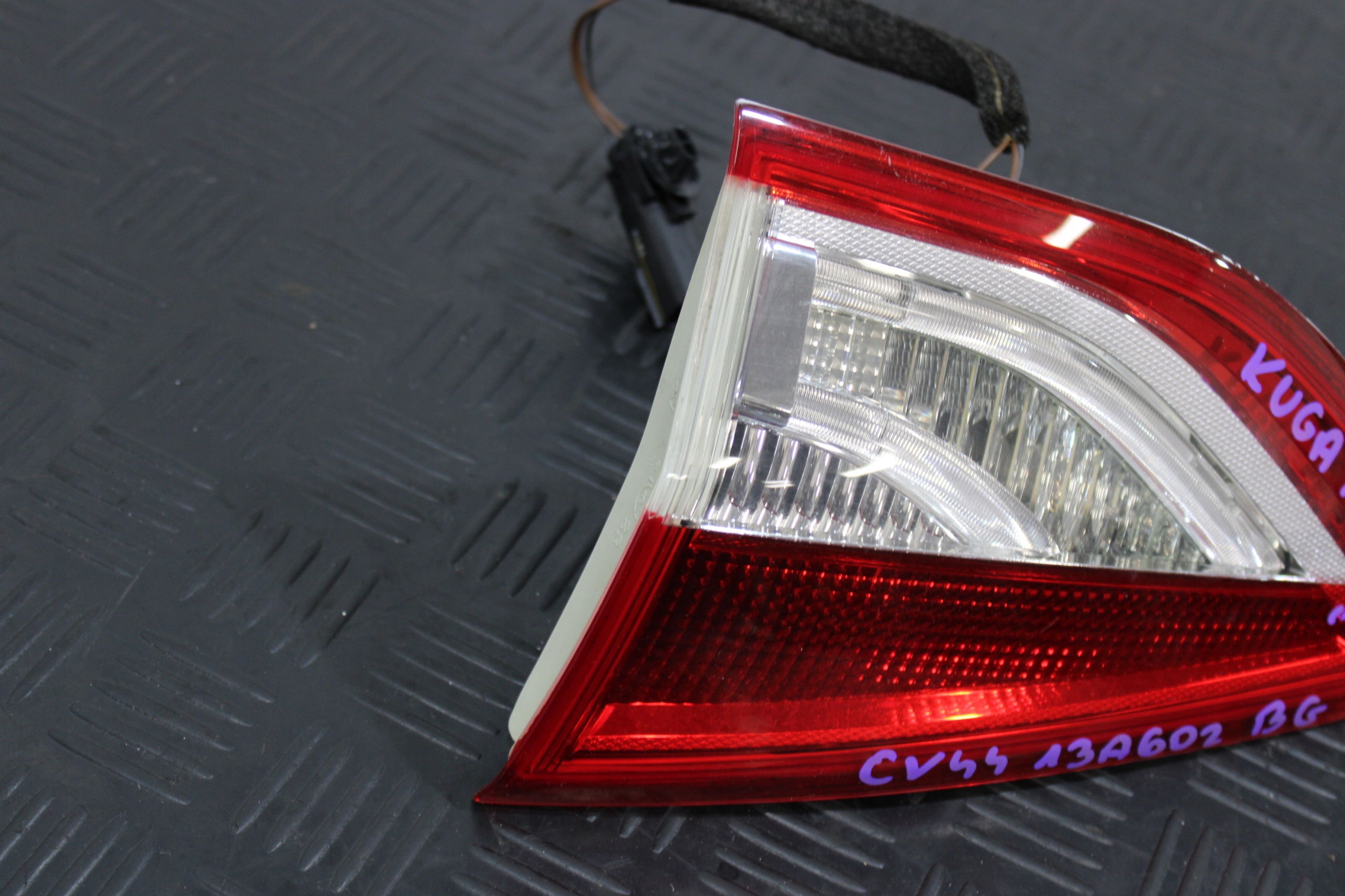 light bonnet right rear part CV44-13A602-BG FORD KUGA MK2