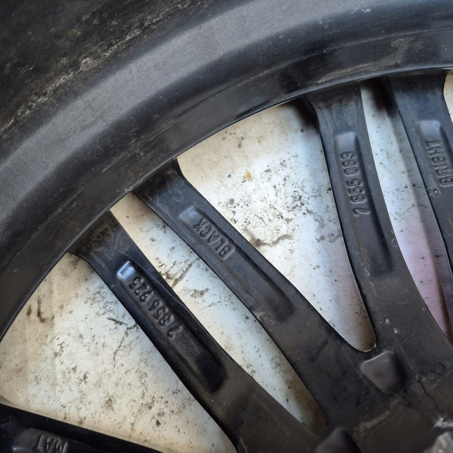 disk BMW 5 G30 G31 M PAKIET 19" 8JX19 ET30 5X112 7855083