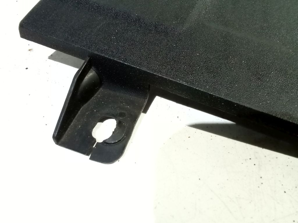 Audi A8 D4 4.2 TDI cover covering left