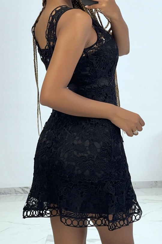 Czarna ażurowa koronkowa sukienka Justyna S Rozmiar S