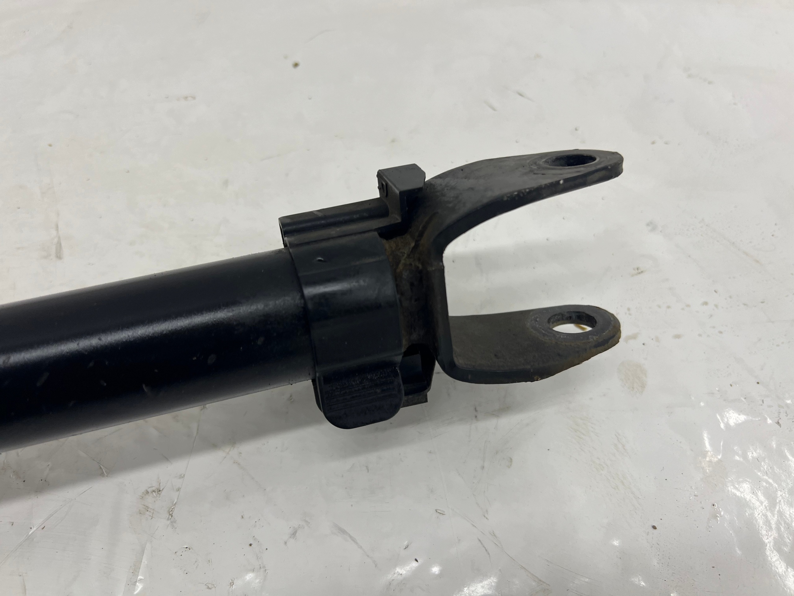 MERCEDES C-KLASA W205 14- shock absorber right front A2053207368
