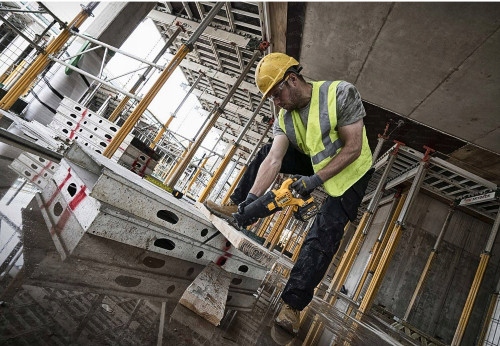 PIŁA SZABLASTA 54V LISI OGON POSUWISTA AKU DEWALT Napięcie akumulatora 54 V