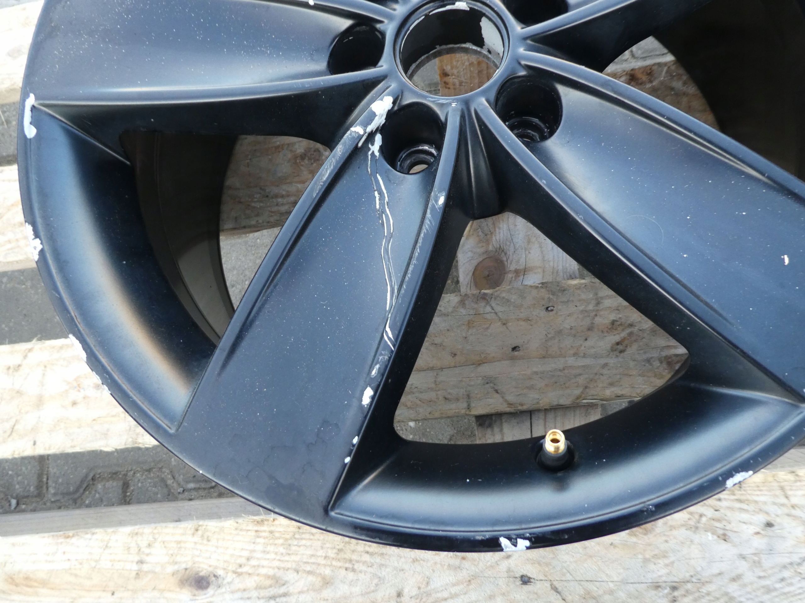 1X disk hliníkový disk VW POLO 6R0601025A
