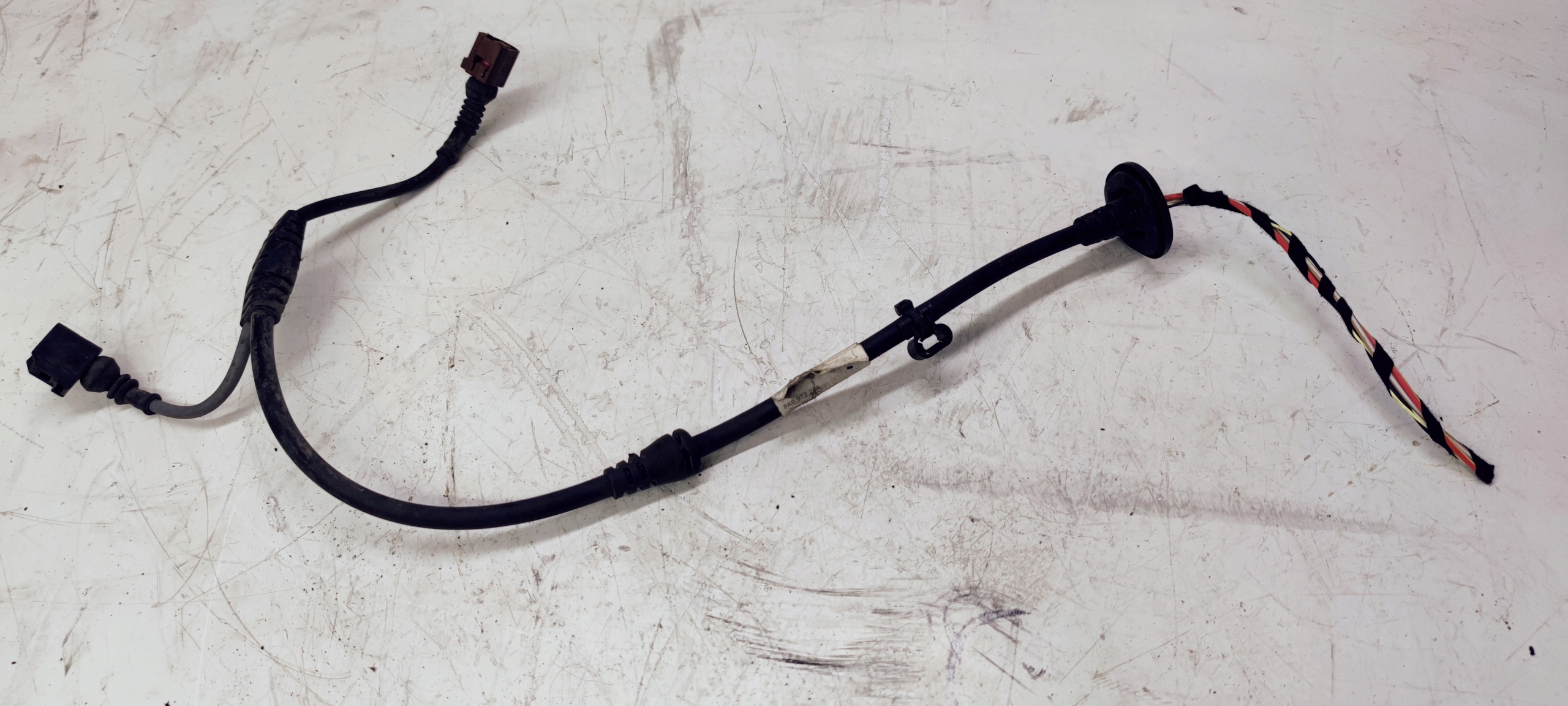 bundle of a caliper right rear part AUDI A4 B8 A5 8K0972254