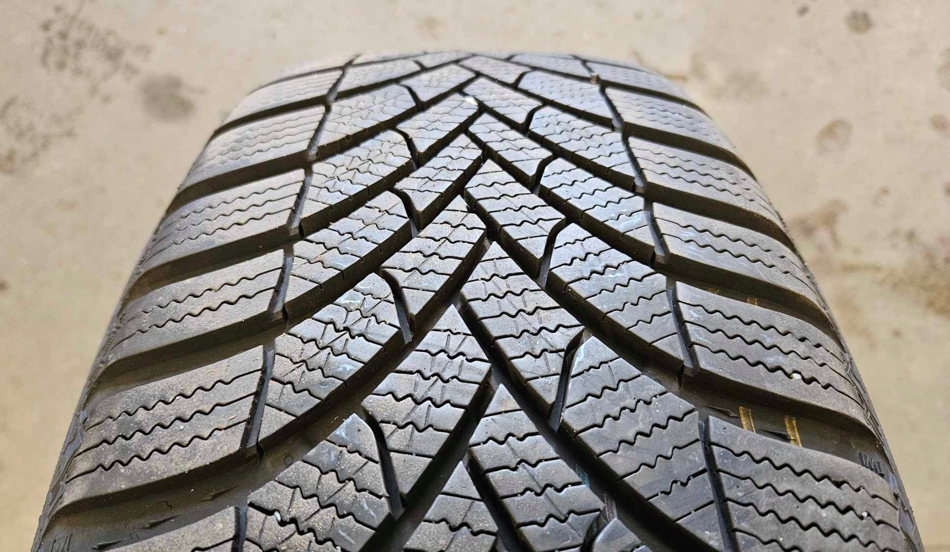2x 205/60R16 92H Semperit Speed-Grip 5 / 2x 8,5mm - opony zimowe