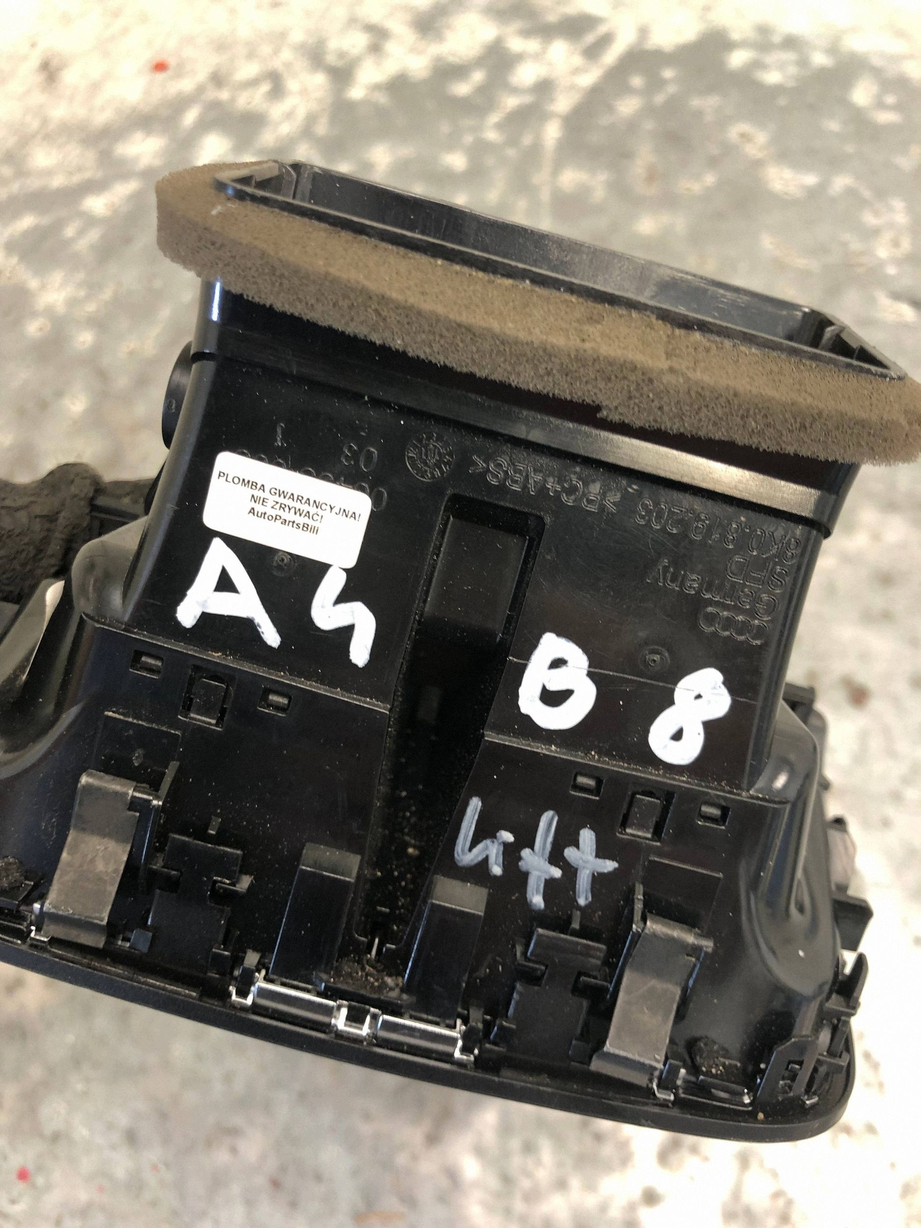 grid air conditioning devices rear part AUDI A4 B8 LIFT 8K0819203H