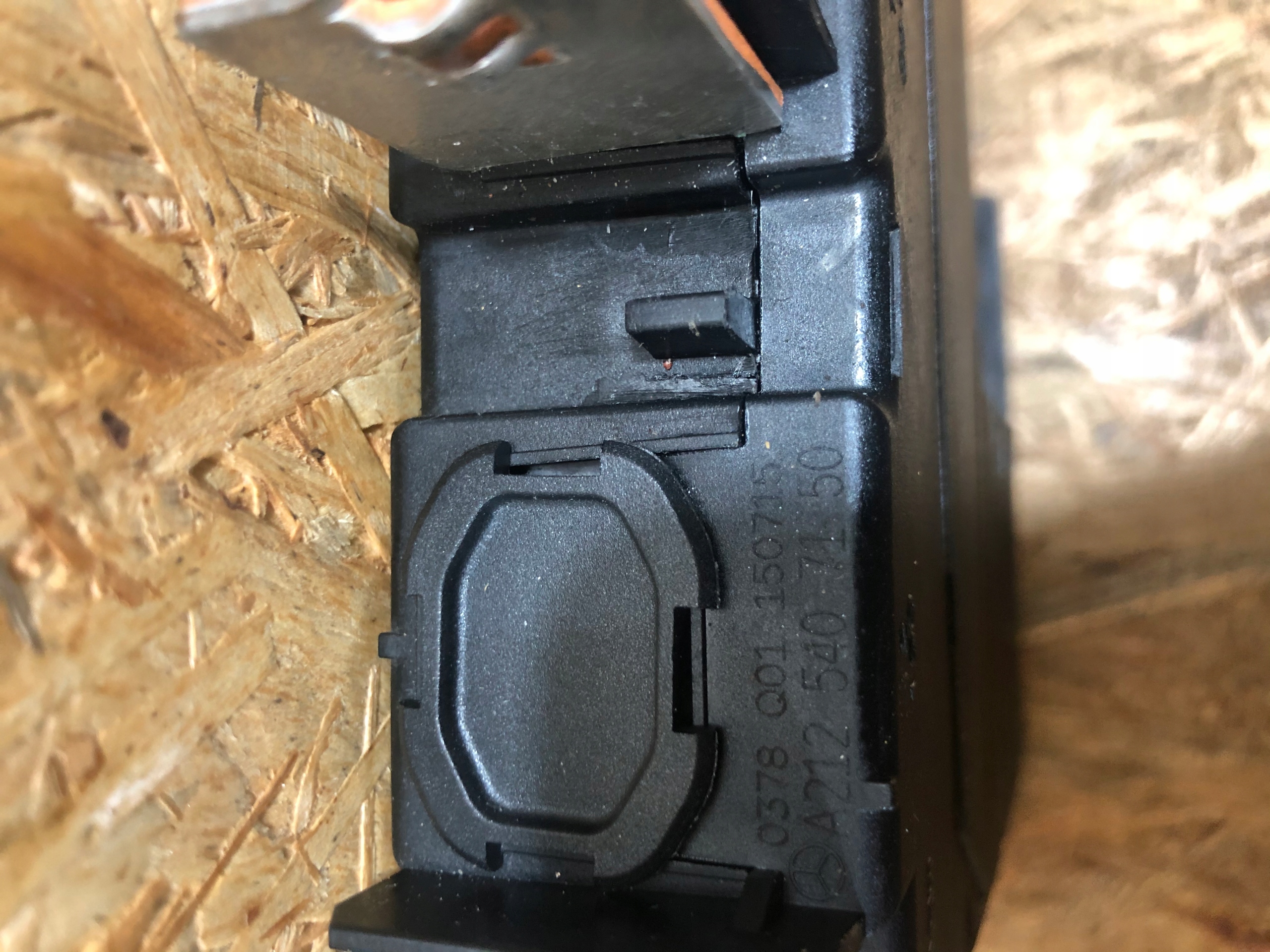 Текущий дистрибьютор MERCEDES W212 GT AMG 2125407150