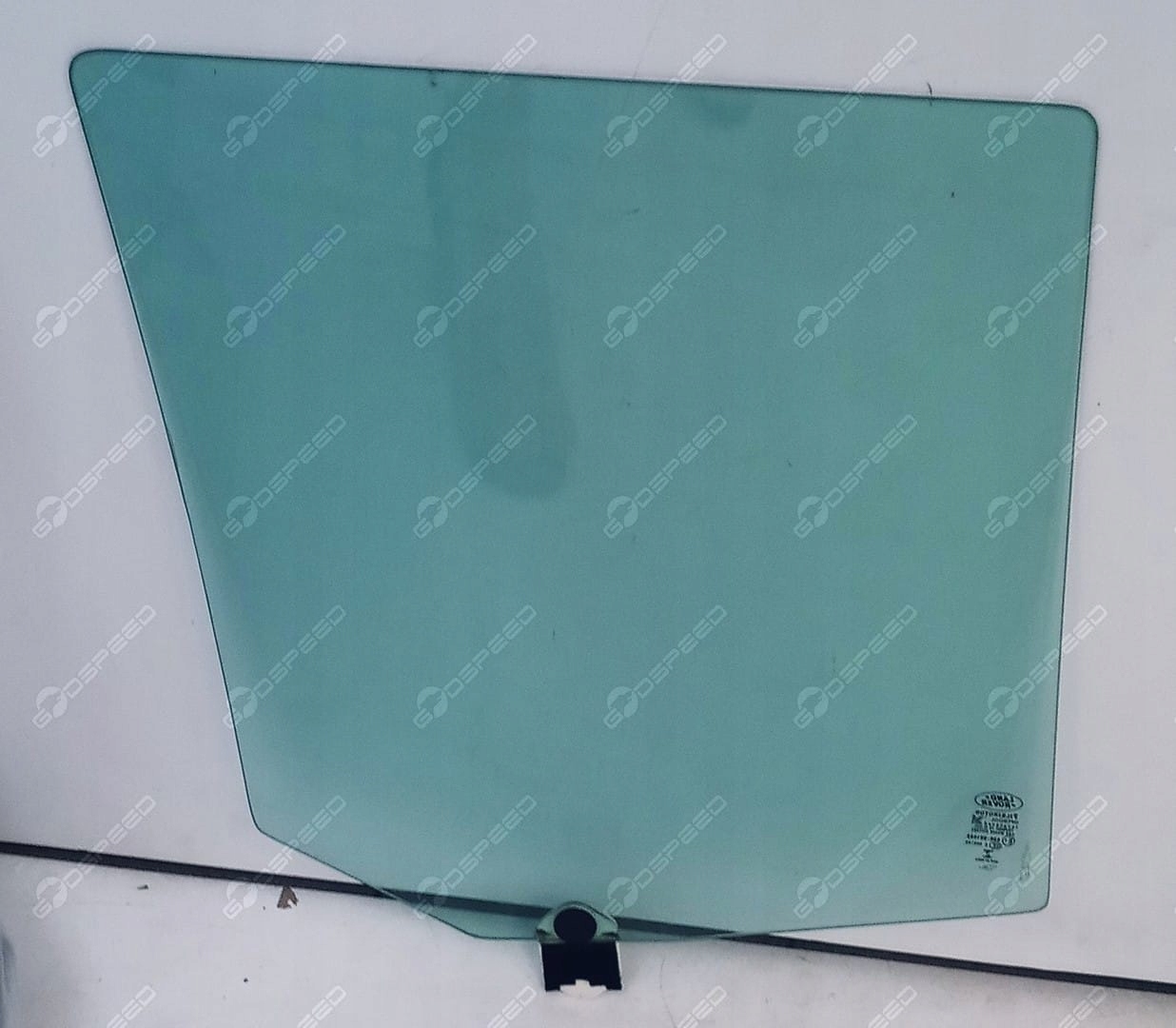 CVB500290 - БОКОВОЕ СТЕКЛО ЛЕВОЕ ЗАДНЕЕ LAND ROVER DISCOVERY 3