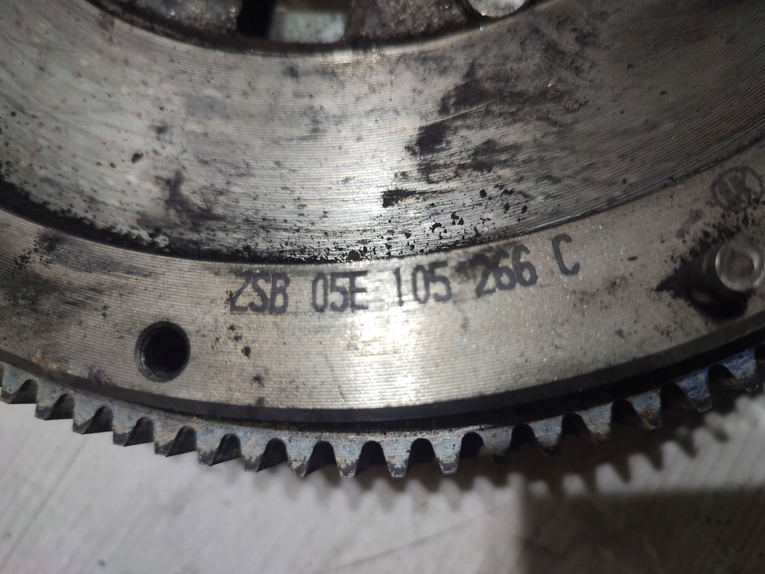 Volkswagen Touran III 2020 wheels flywheel