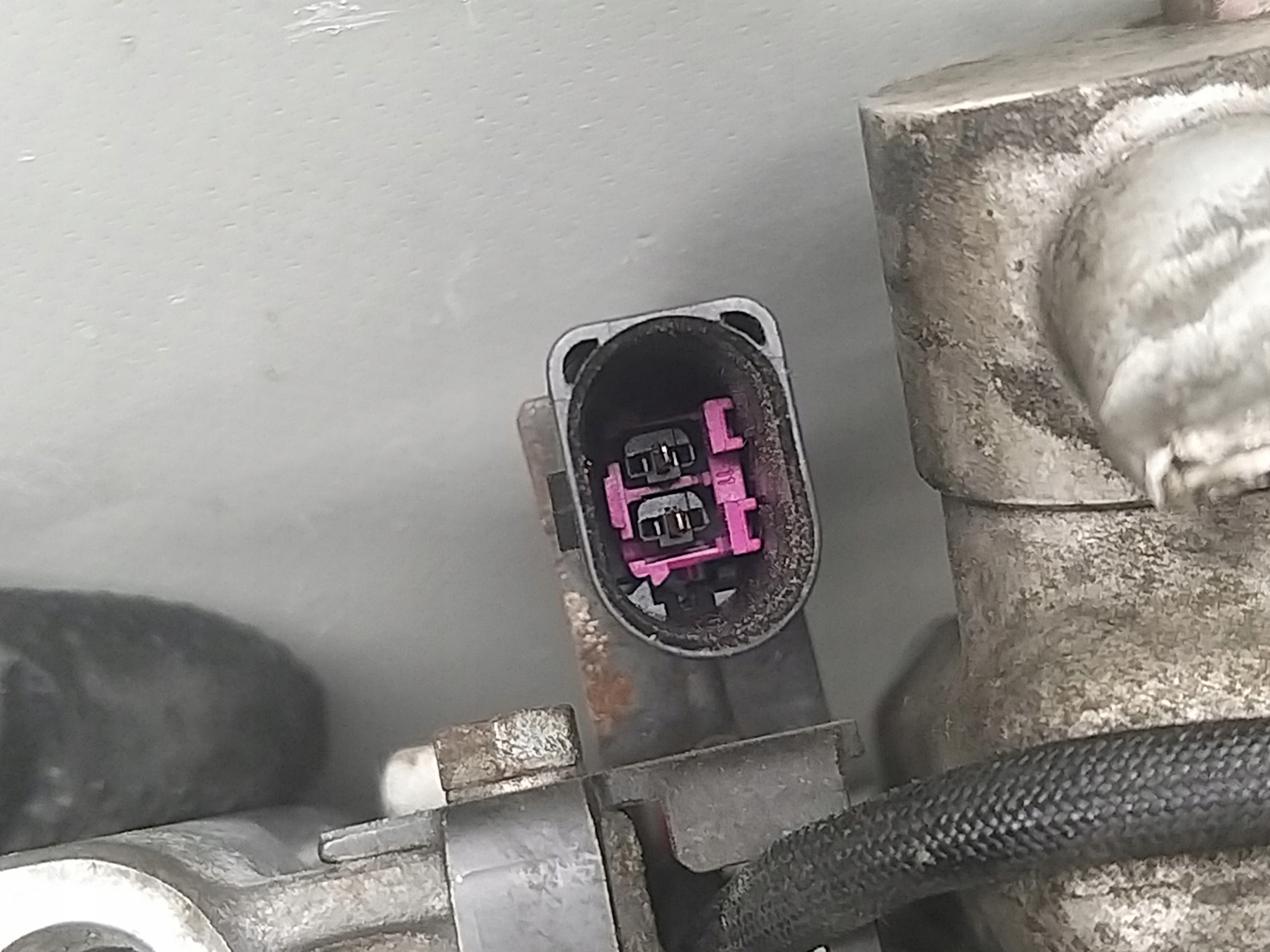 компрессор кондиционера 140A 14V 2.0 b Alt PASSAT B5 A4 B6 130KM 8E0260805AF