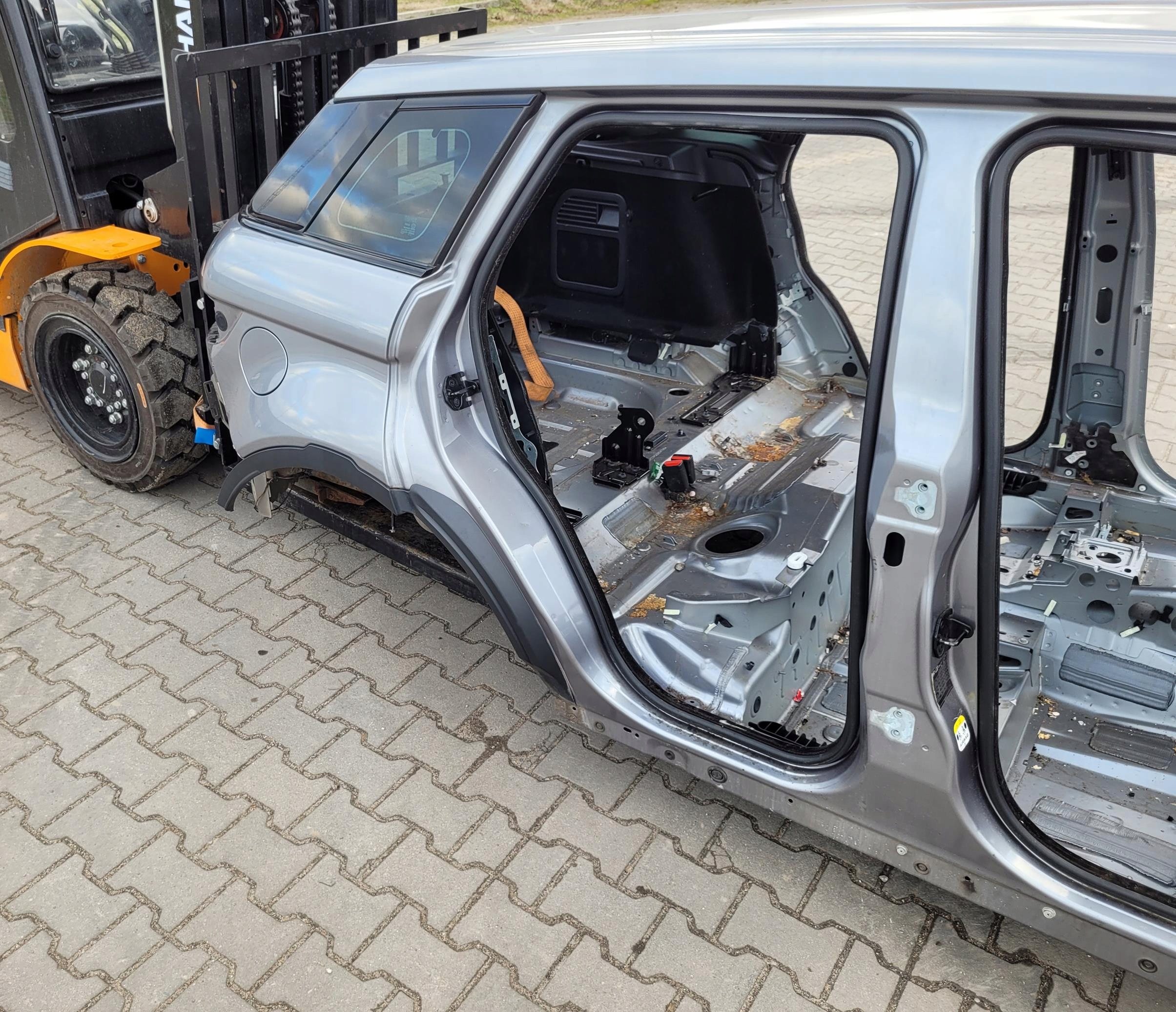 rear panel rear fender left right quarter roof RANGE ROVER EVOQUE L538