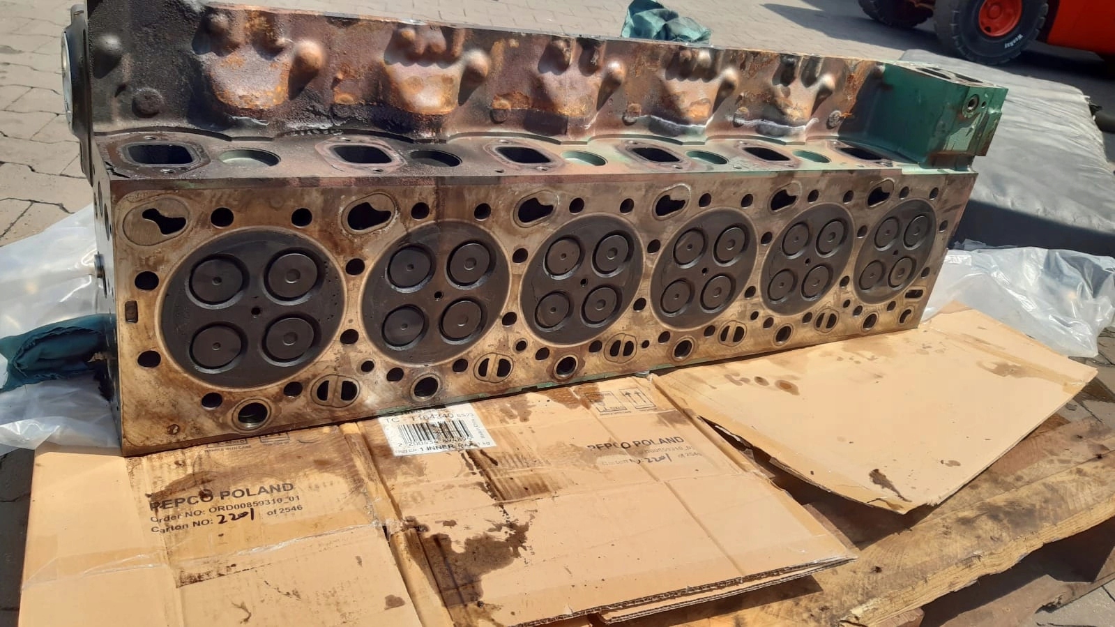 VOLVO FH4 GŁOWICA SILNIKA D13K Producent części Volvo