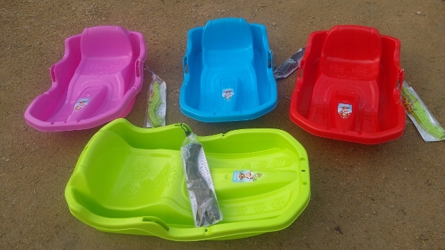 sanki plastikowe z hamulcem Sped Bob