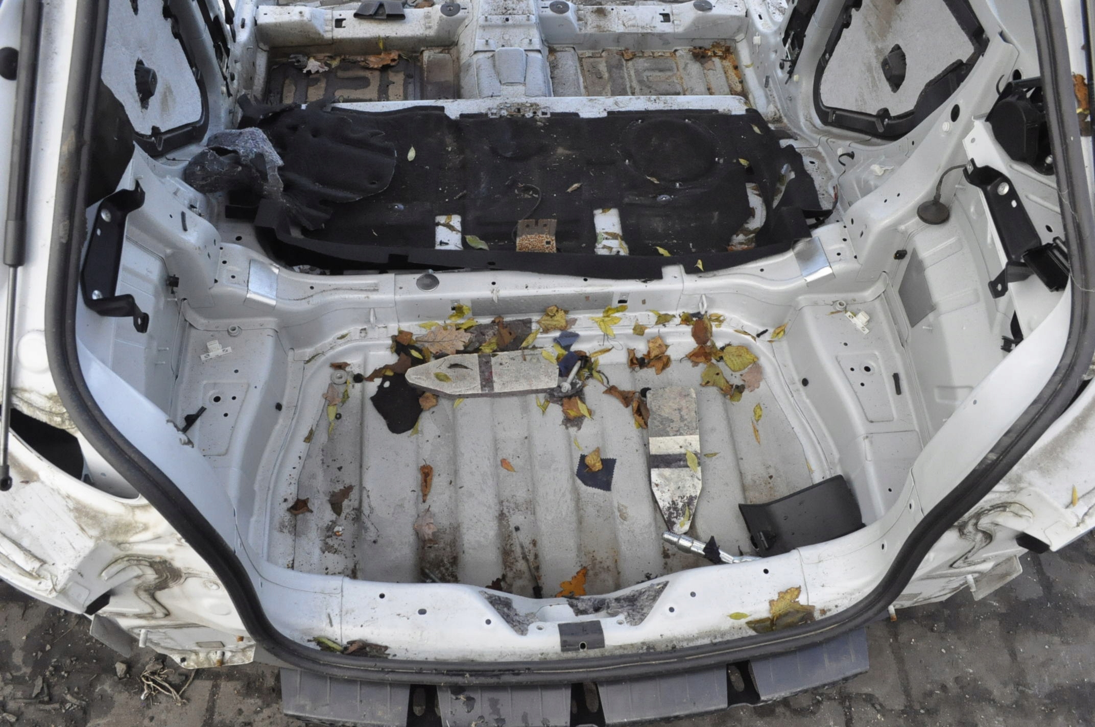 MINI PACEMAN R61 CAŁY TYŁ DUPA PAS WANNA ĆWIARTKA PRAWA LEWA Producent części MINI