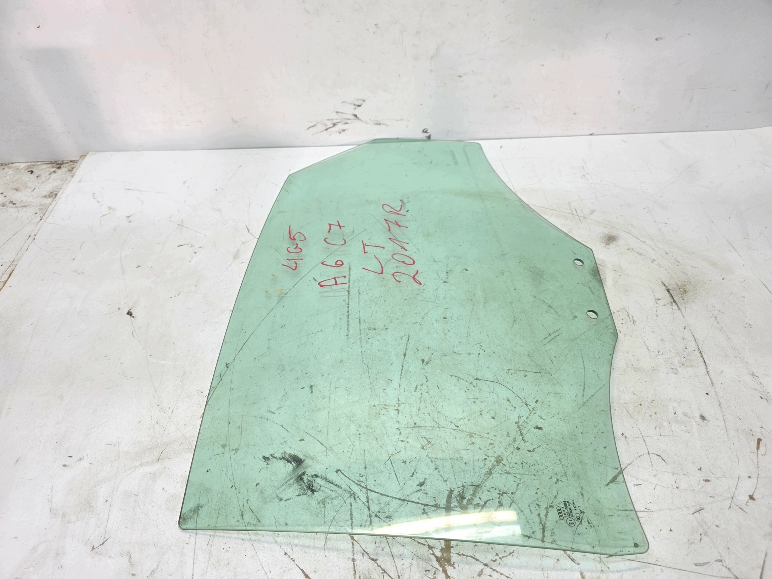 window door left rear part AUDI A6 C7 sedan 4F5 2017 year original