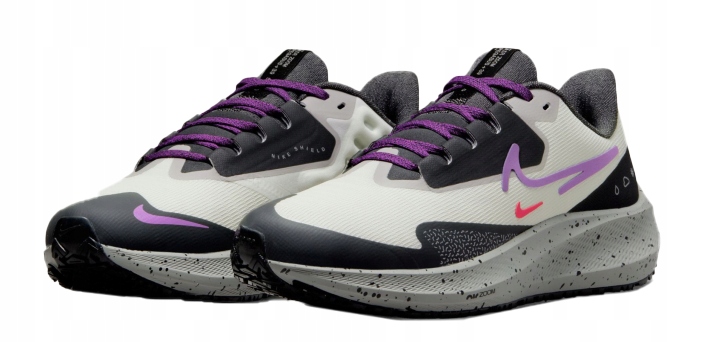 Damskie buty do biegania Nike Air Zoom Pegasus 39 Shield DO7626-003 42