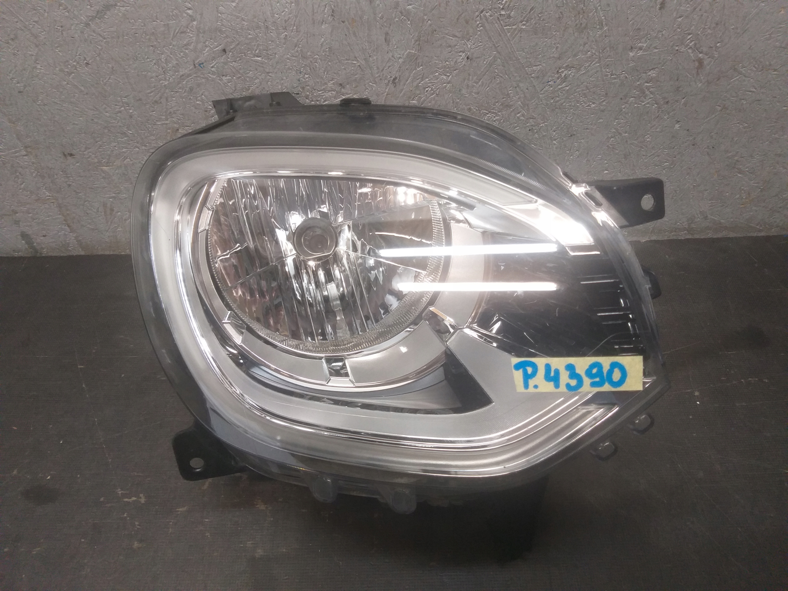 light front right RENAULT TWINGO III 3 LIFT LED 260105001R