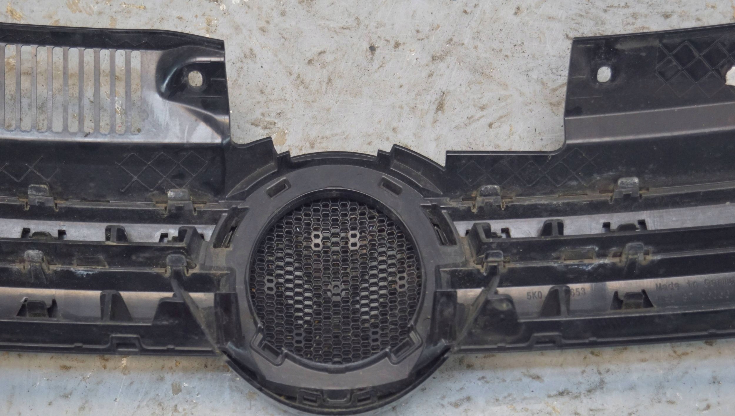 VW Golf V Kühlergrill FRONTGRILL Kühlergitter 5K0853651AF - Thumbnail 12